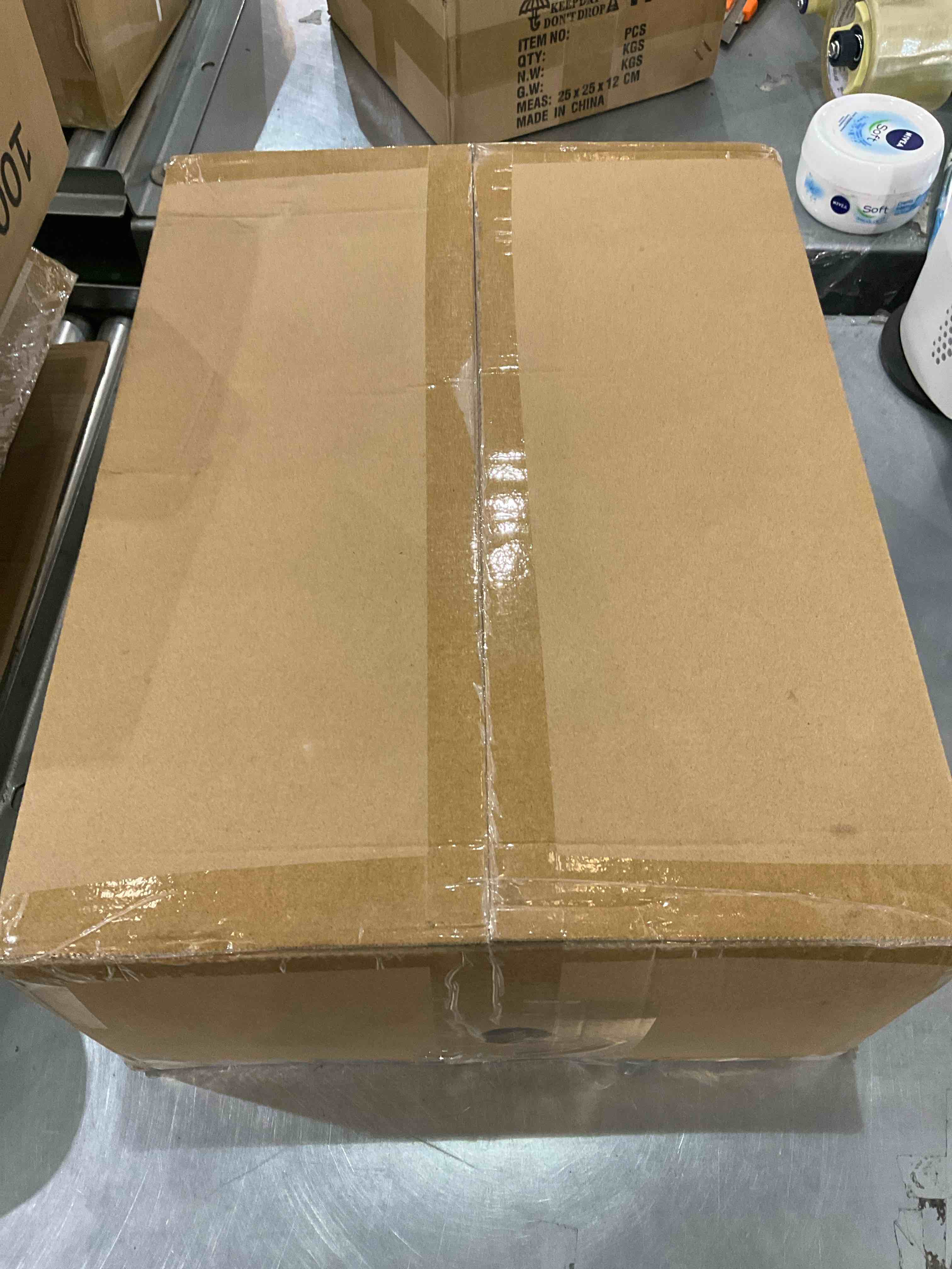 https://s3.amazonaws.com/lotting-images-prod/bidfta/EXS00927634_1701199260801.jpeg