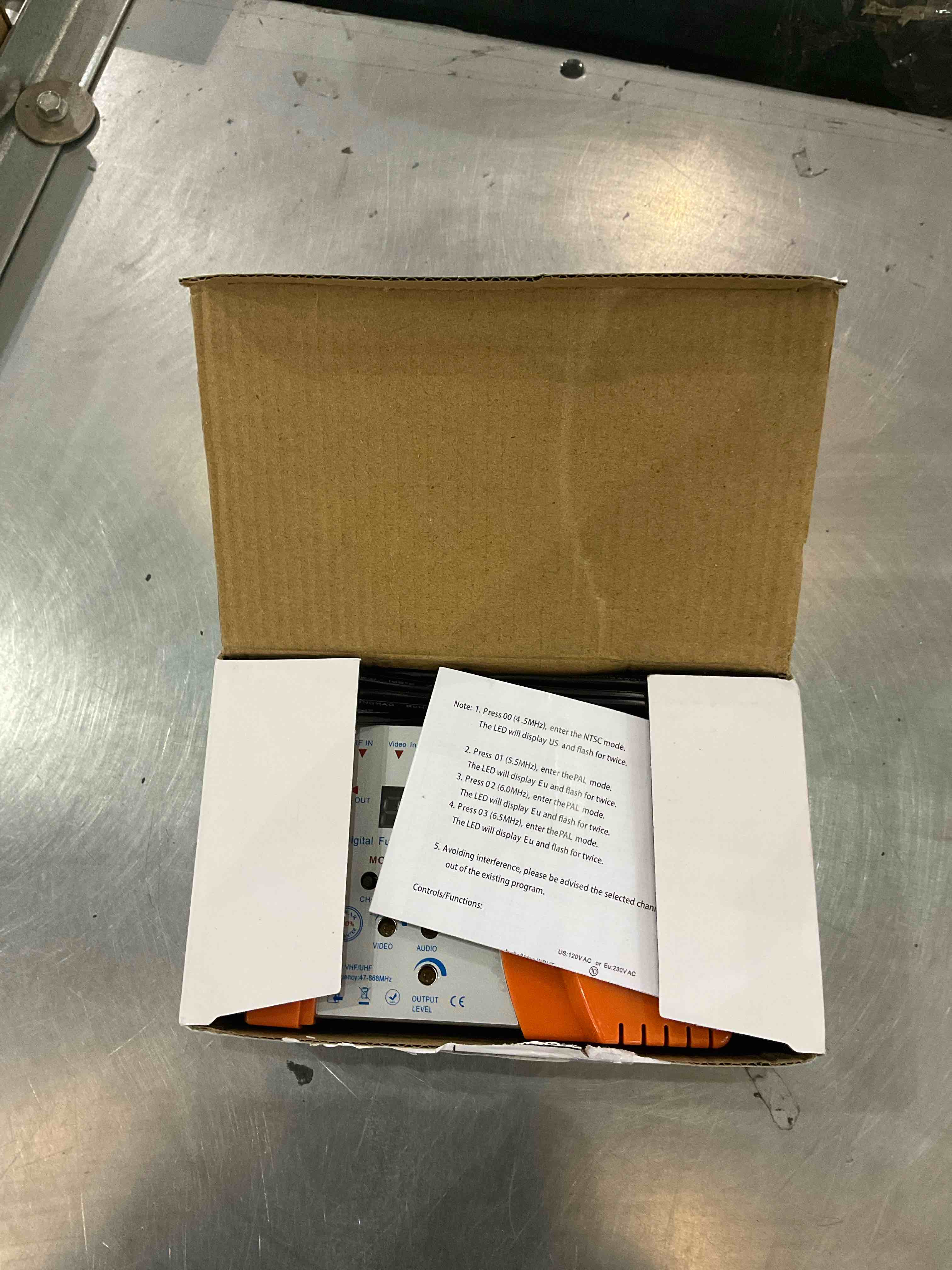 https://s3.amazonaws.com/lotting-images-prod/bidfta/EXS00927742_1701269308880.jpeg