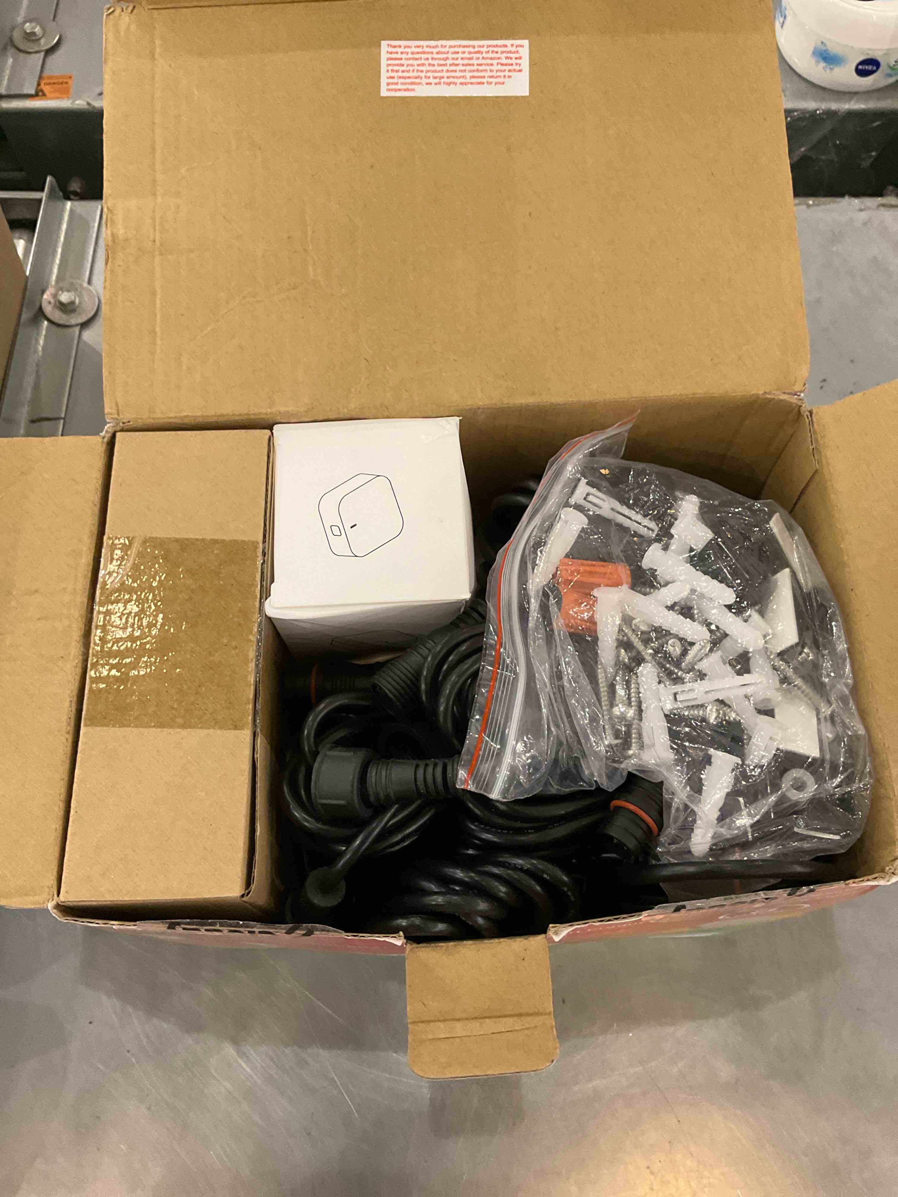https://s3.amazonaws.com/lotting-images-prod/bidfta/EXS00927823_1701282218547.jpeg