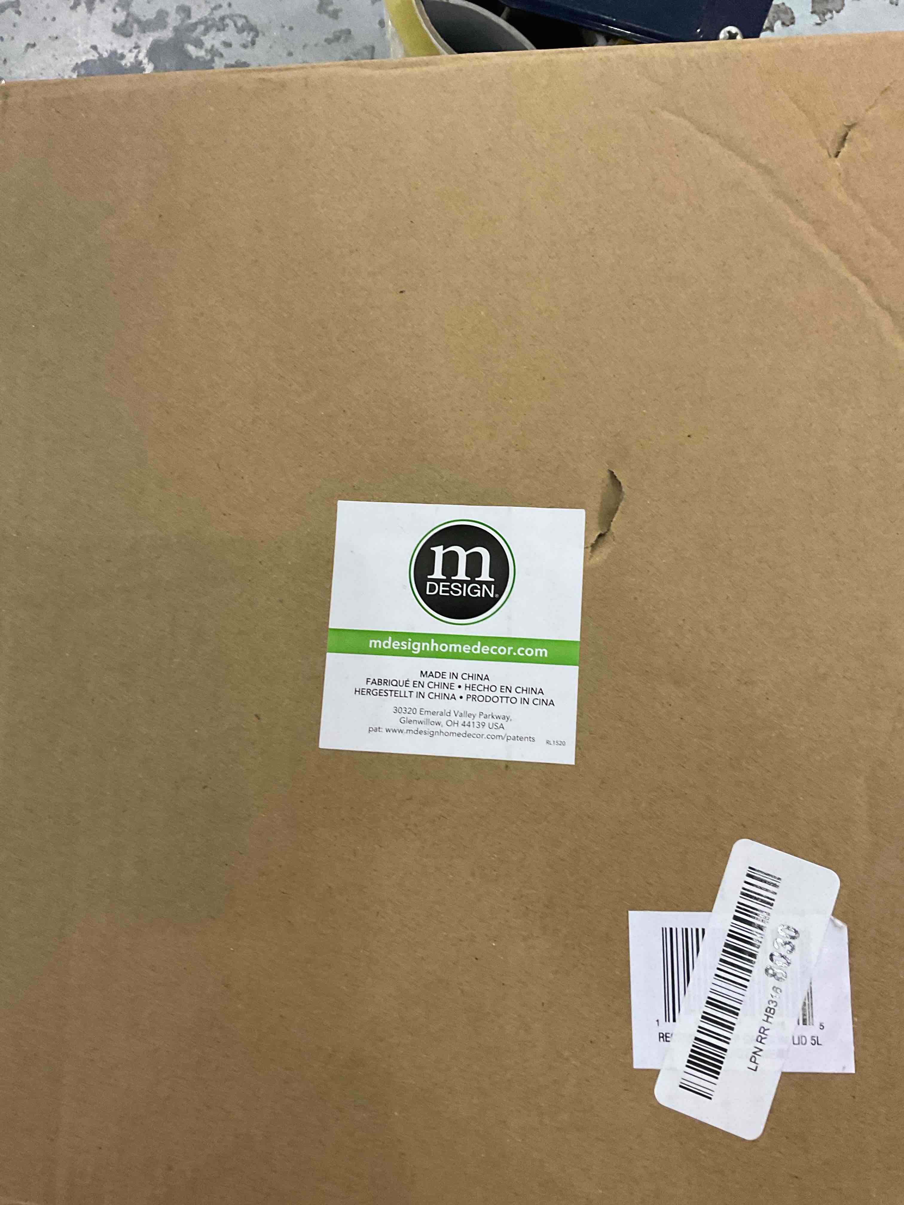 https://s3.amazonaws.com/lotting-images-prod/bidfta/EXS00928565_1701866849518.jpeg