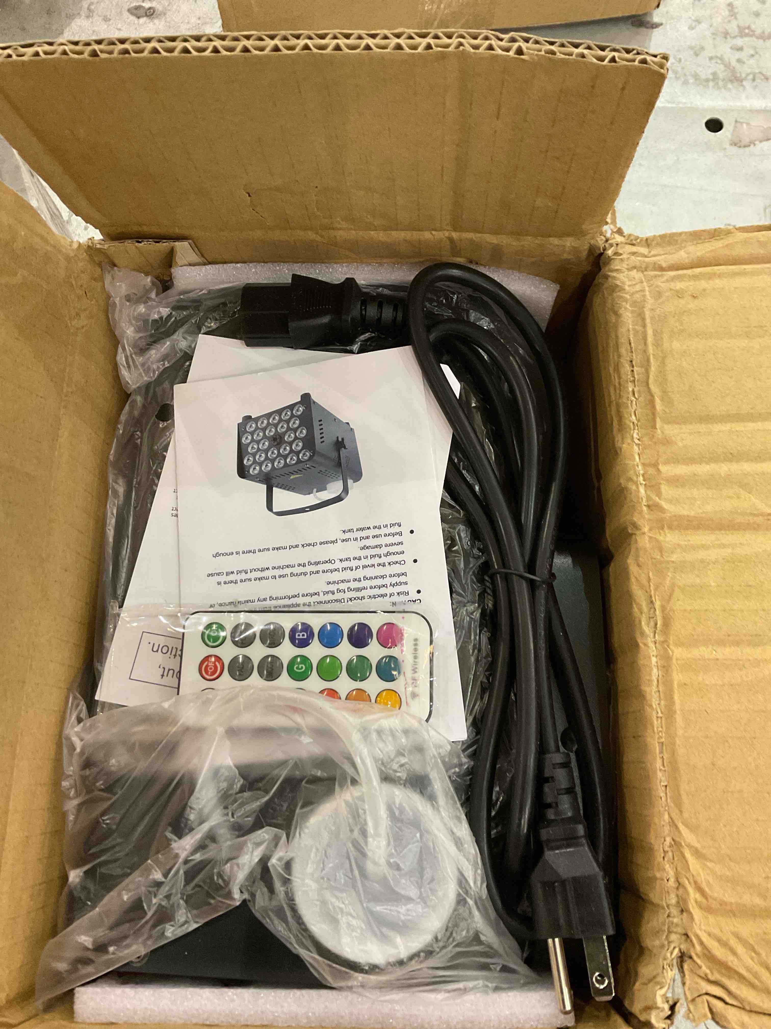 https://s3.amazonaws.com/lotting-images-prod/bidfta/EXS00928801_1701962783972.jpeg