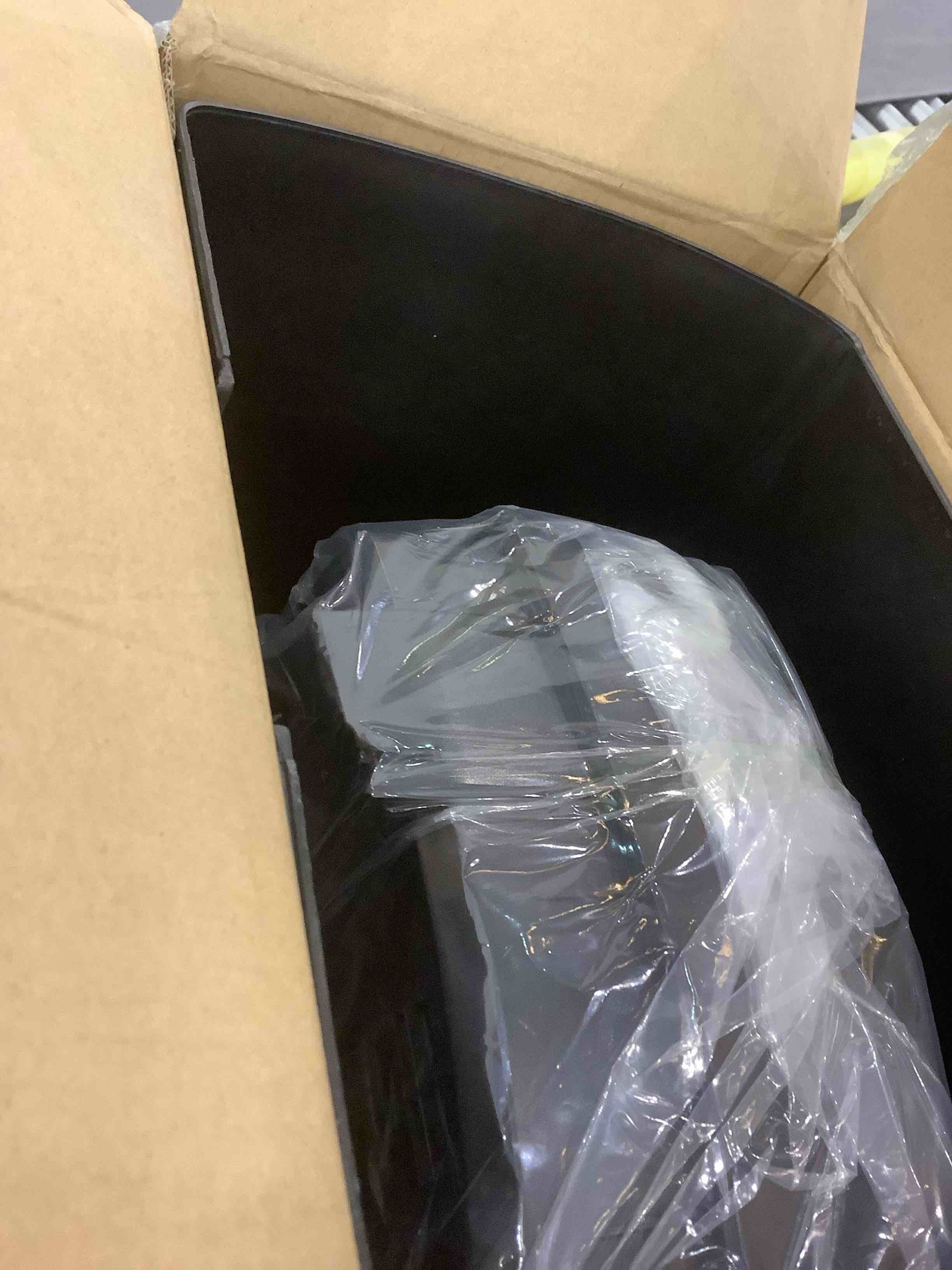 https://s3.amazonaws.com/lotting-images-prod/bidfta/EXS00929035_1703001731931.jpeg