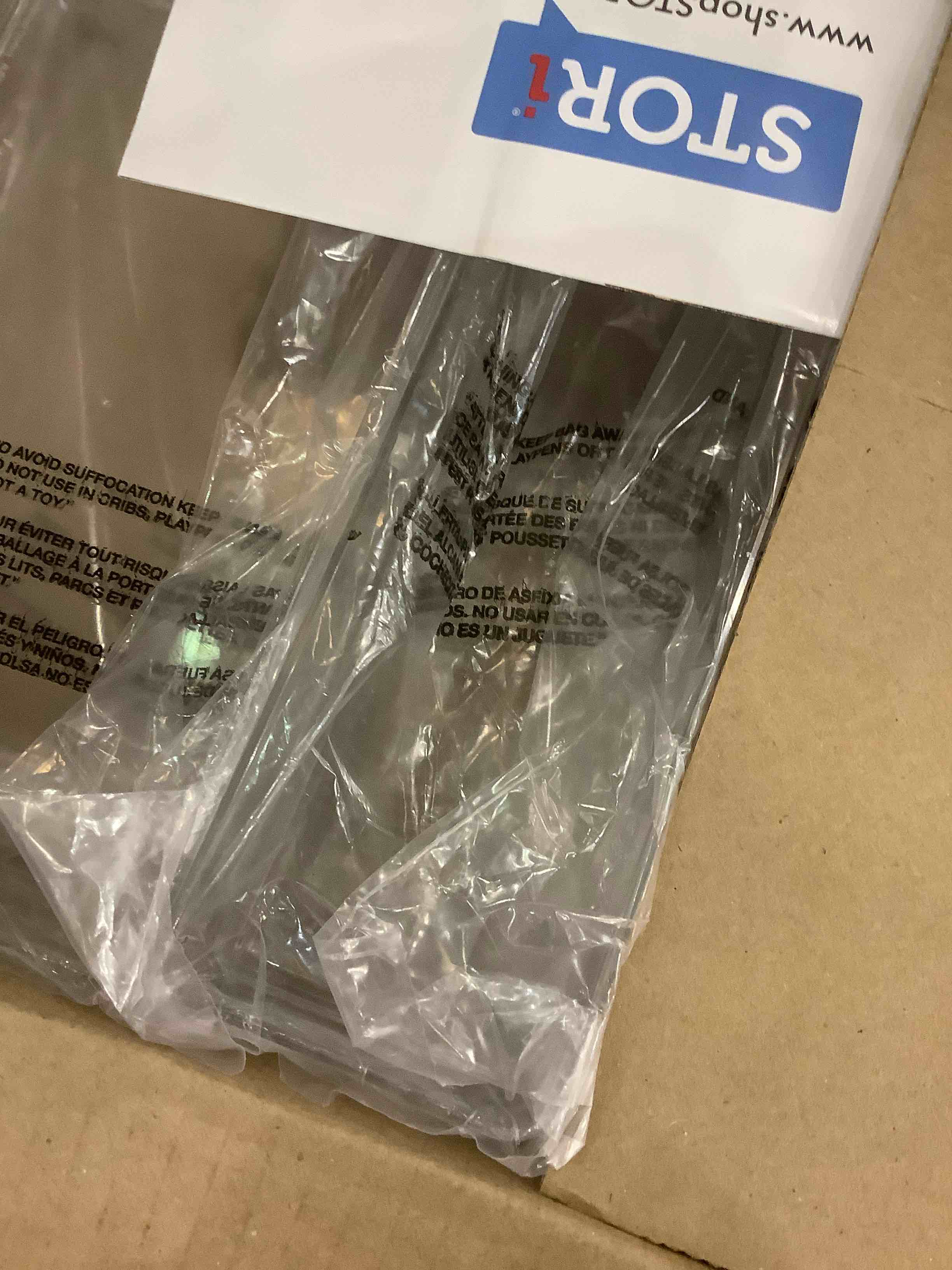 https://s3.amazonaws.com/lotting-images-prod/bidfta/EXS00929175_1703095653228.jpeg
