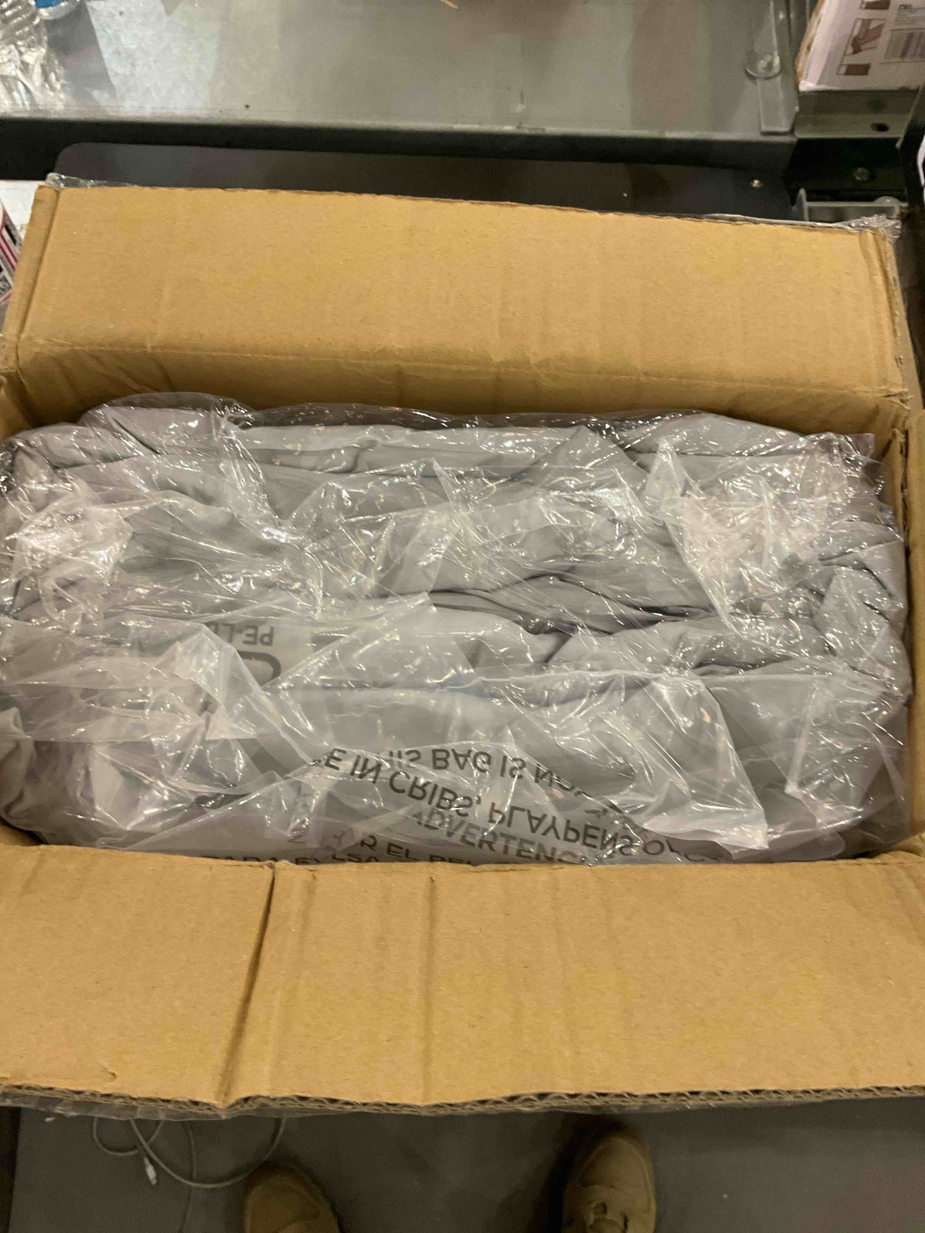 https://s3.amazonaws.com/lotting-images-prod/bidfta/EXS00929590_1702666189138.jpeg