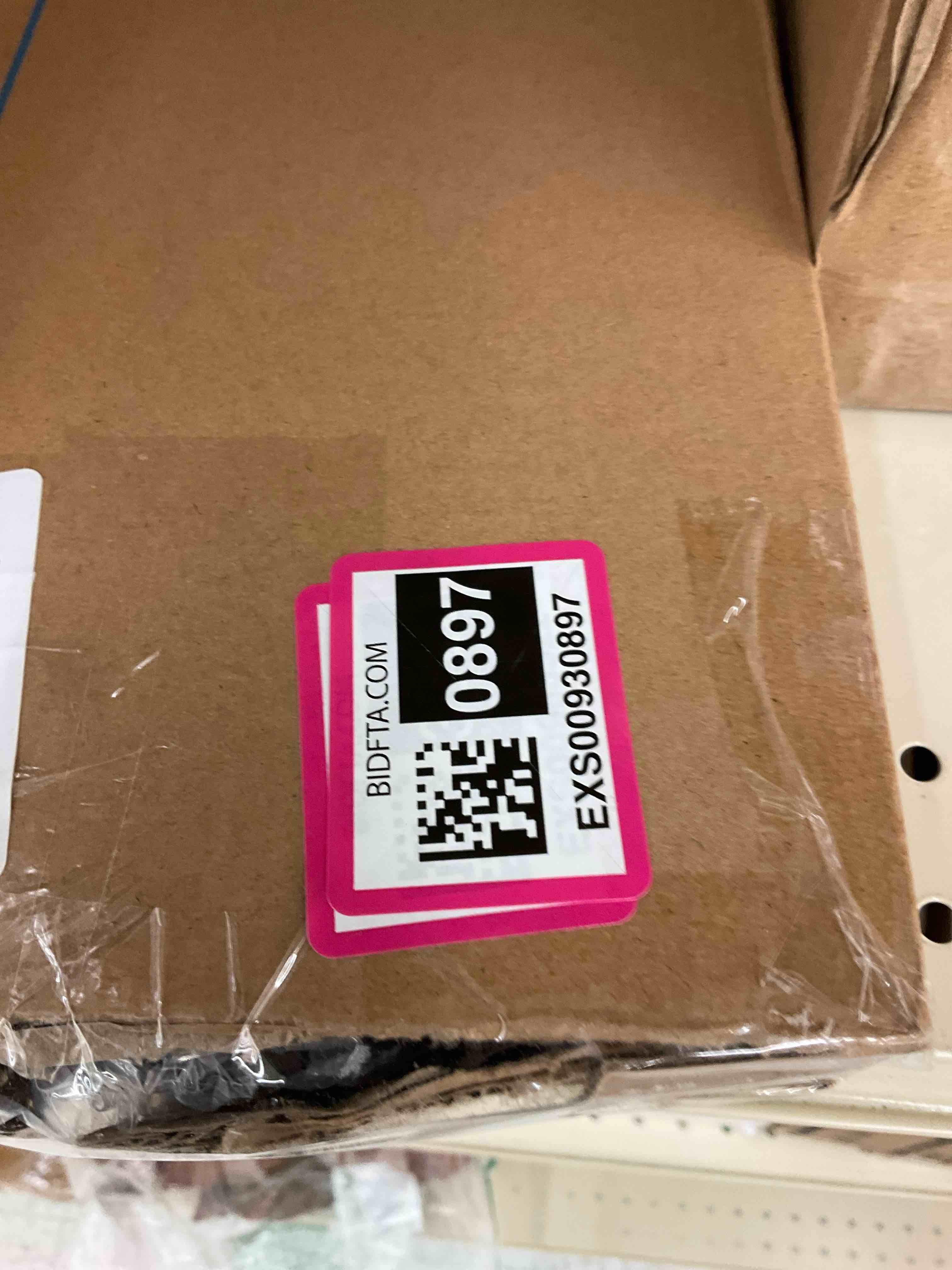 https://s3.amazonaws.com/lotting-images-prod/bidfta/EXS00930897_1706372013631.jpeg
