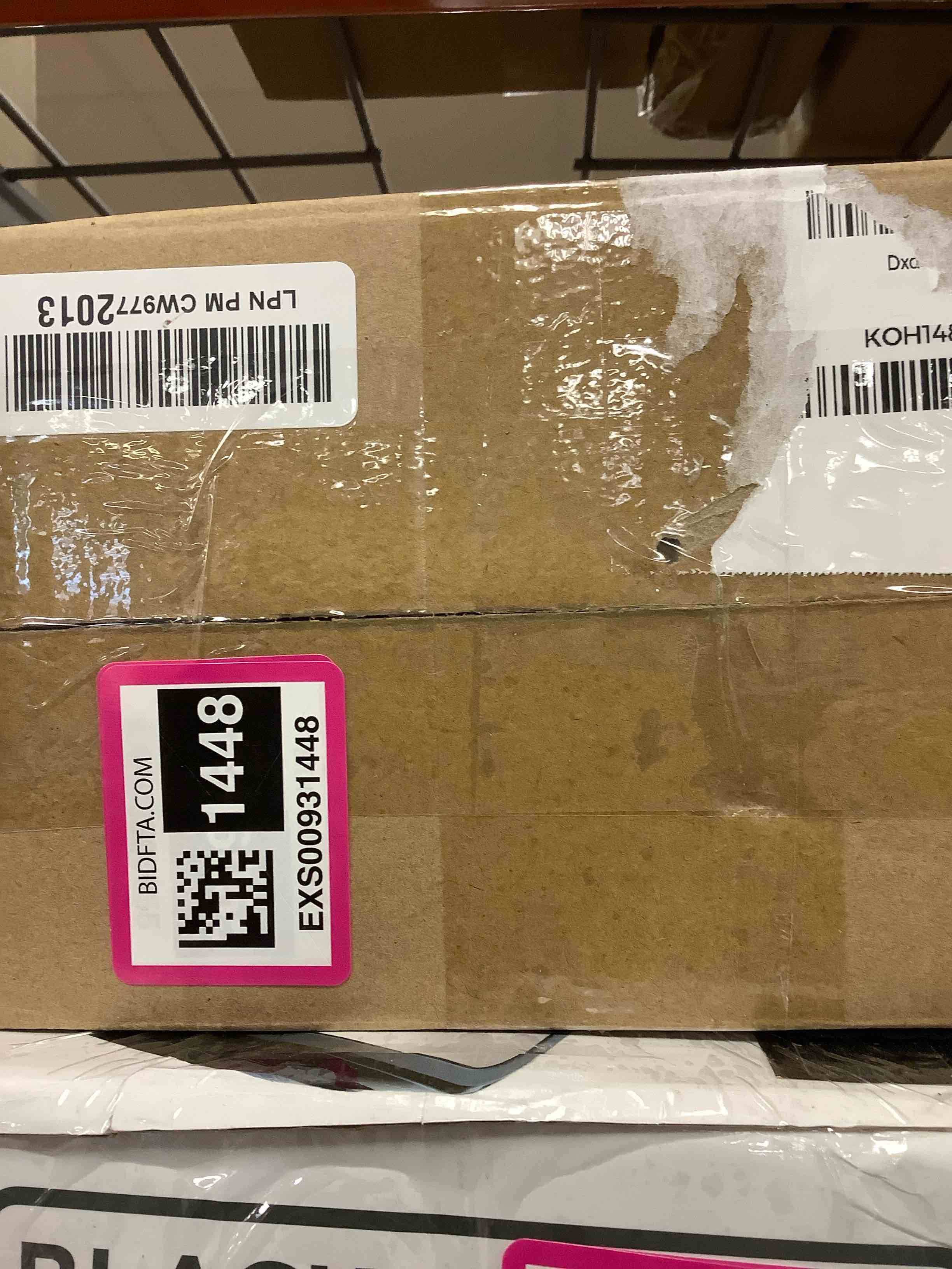 https://s3.amazonaws.com/lotting-images-prod/bidfta/EXS00931448_1701898402446.jpeg