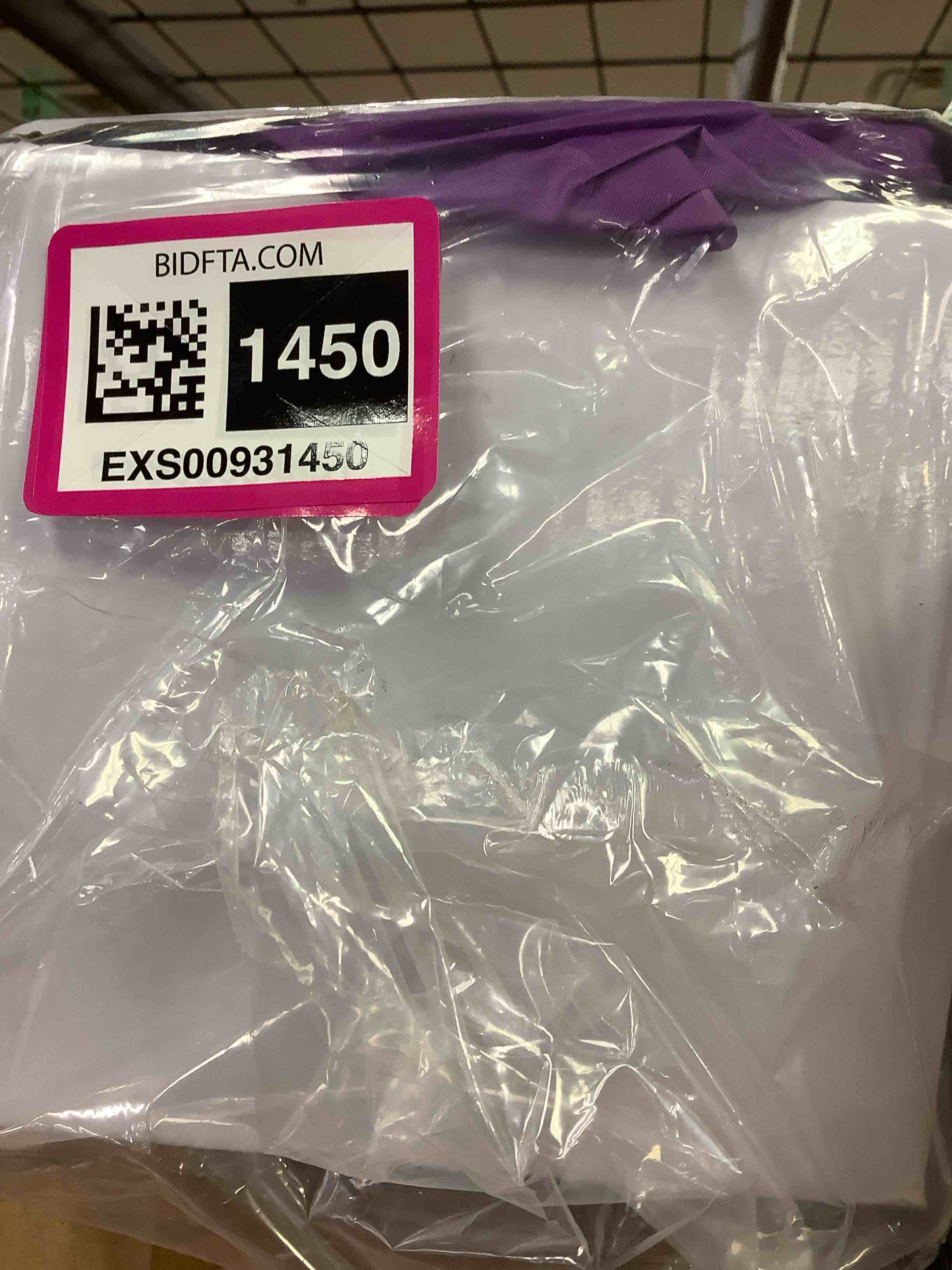 https://s3.amazonaws.com/lotting-images-prod/bidfta/EXS00931450_1701898143856.jpeg