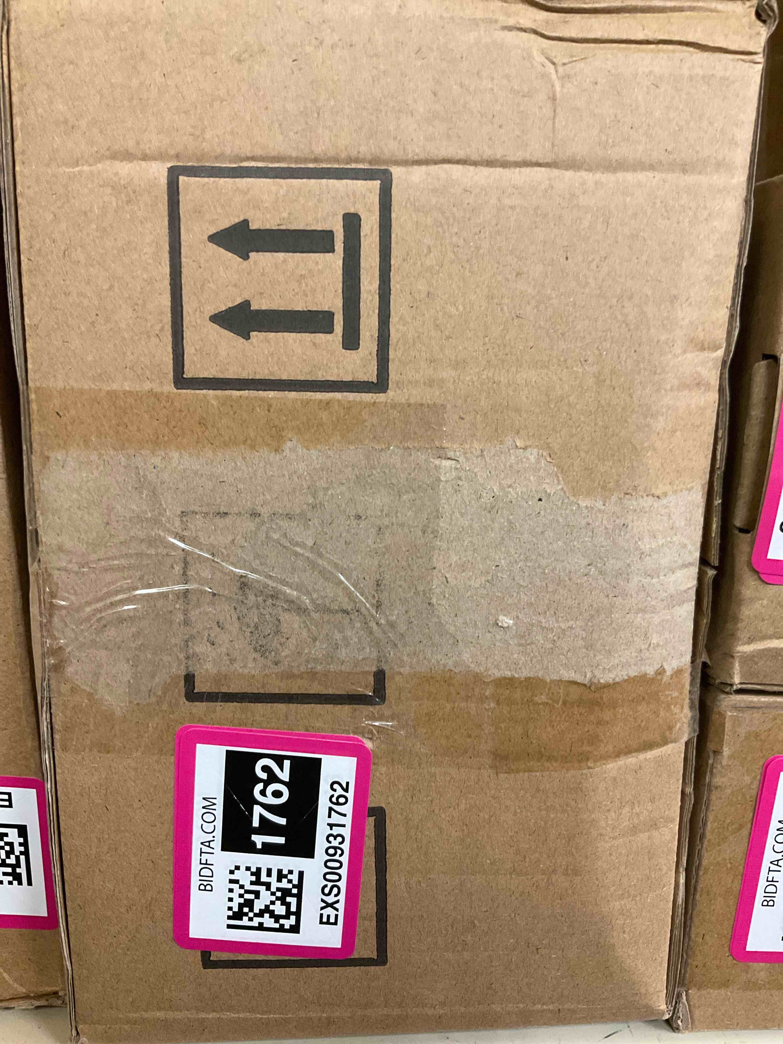 https://s3.amazonaws.com/lotting-images-prod/bidfta/EXS00931762_1700167712997.jpeg