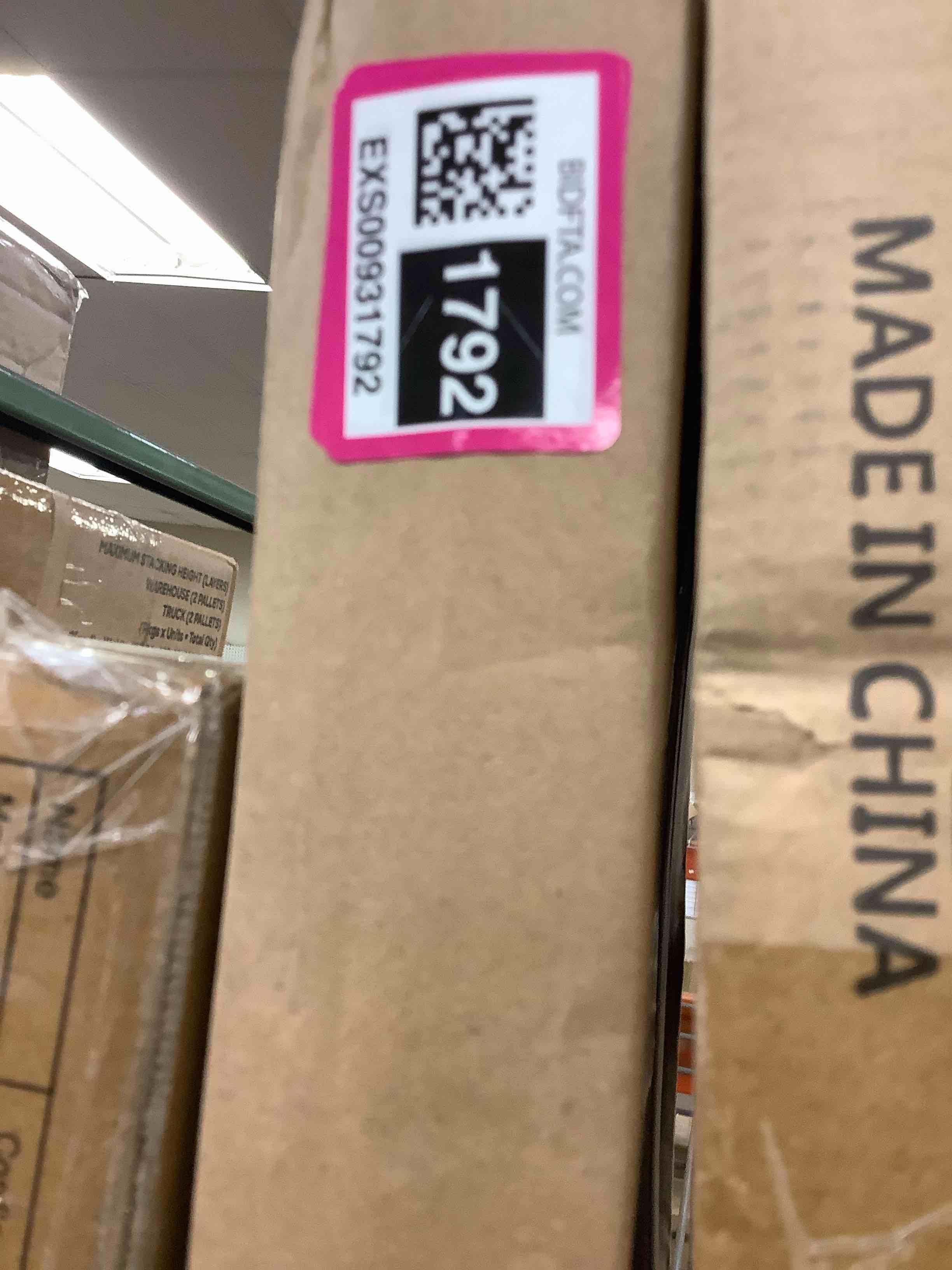 https://s3.amazonaws.com/lotting-images-prod/bidfta/EXS00931792_1701902677814.jpeg