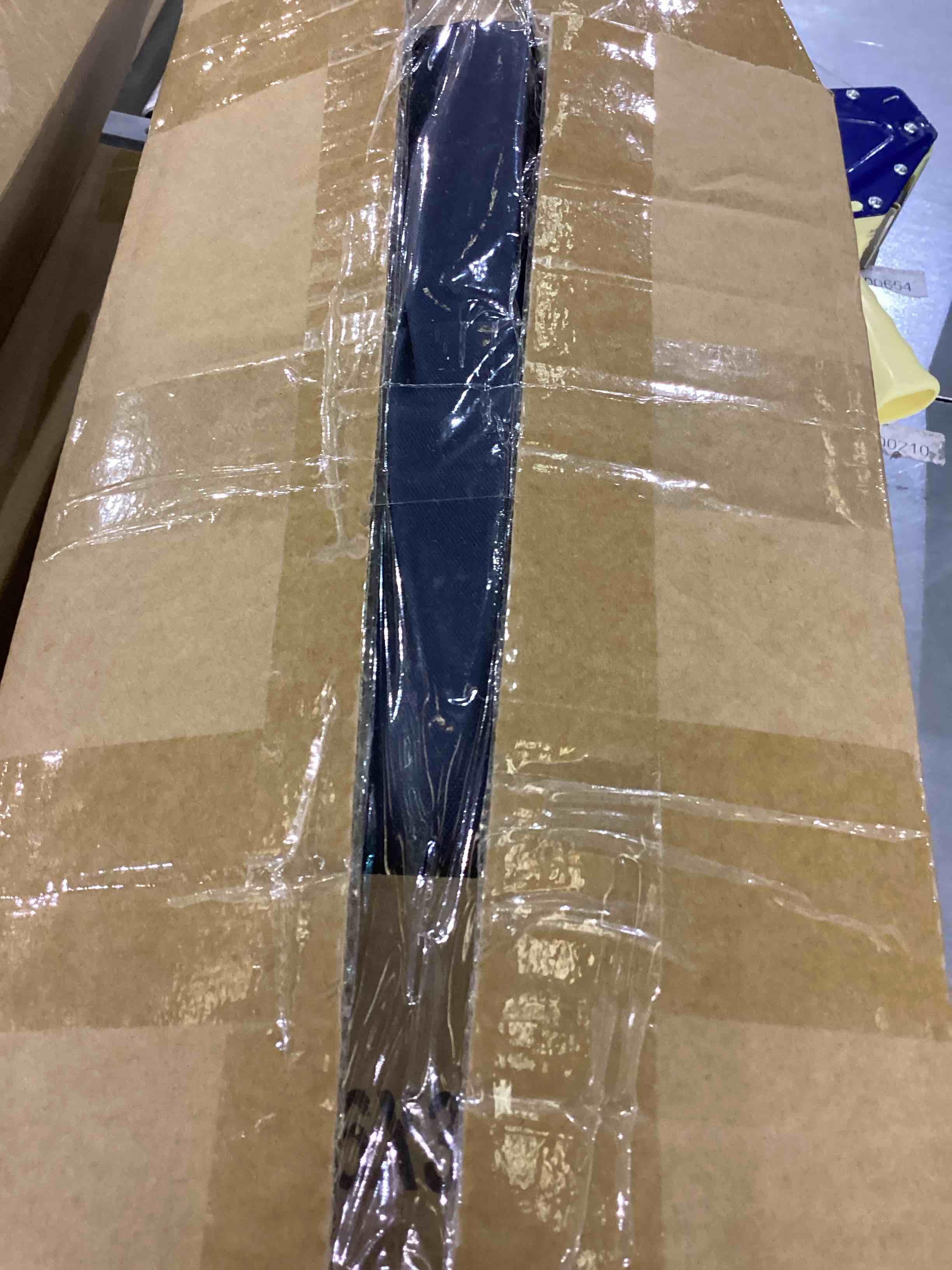https://s3.amazonaws.com/lotting-images-prod/bidfta/EXS00932119_1699364823345.jpeg