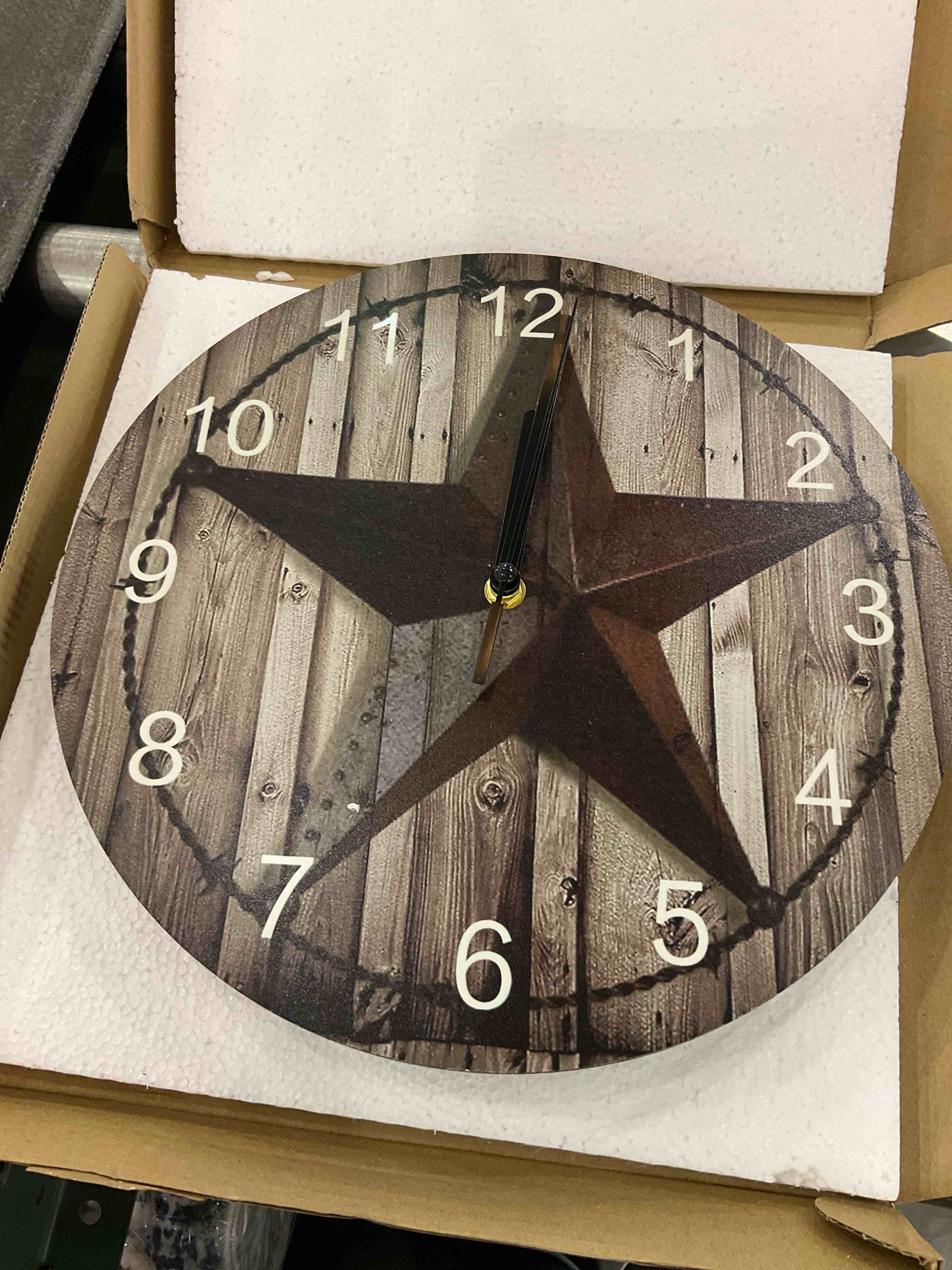 https://s3.amazonaws.com/lotting-images-prod/bidfta/EXS00933525_1699886324490.jpeg