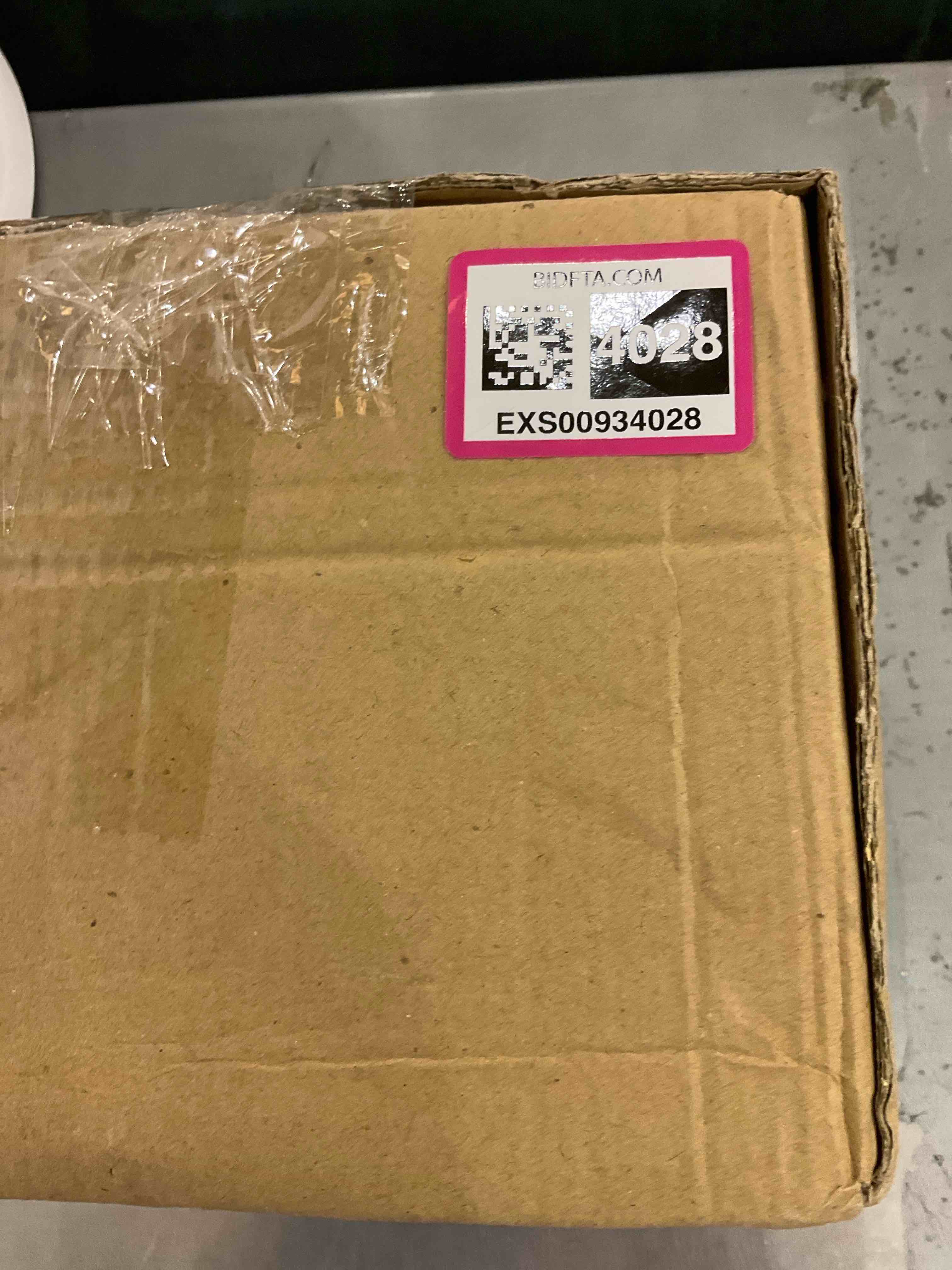 https://s3.amazonaws.com/lotting-images-prod/bidfta/EXS00934028_1699022419569.jpeg