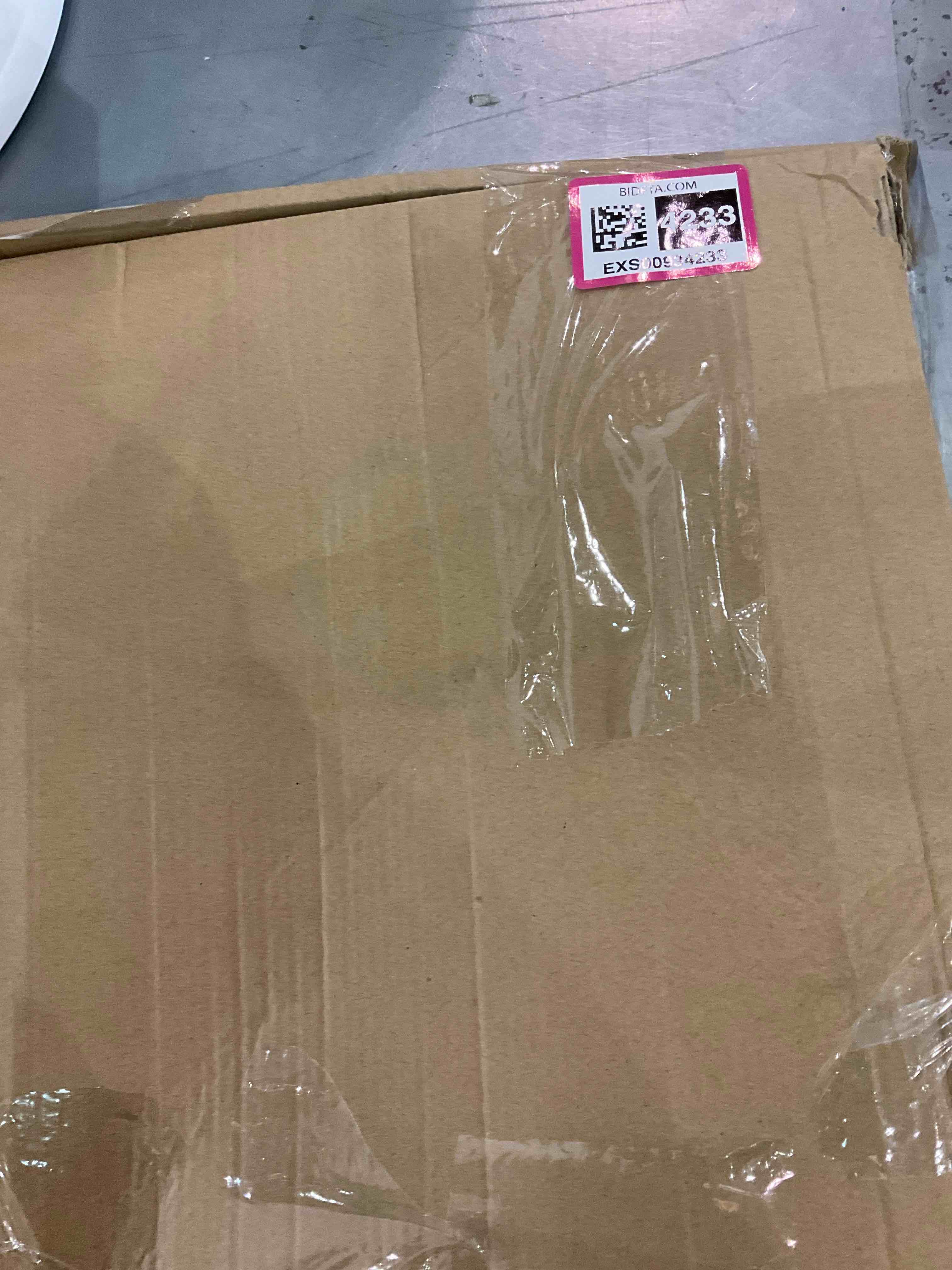 https://s3.amazonaws.com/lotting-images-prod/bidfta/EXS00934233_1699276272791.jpeg