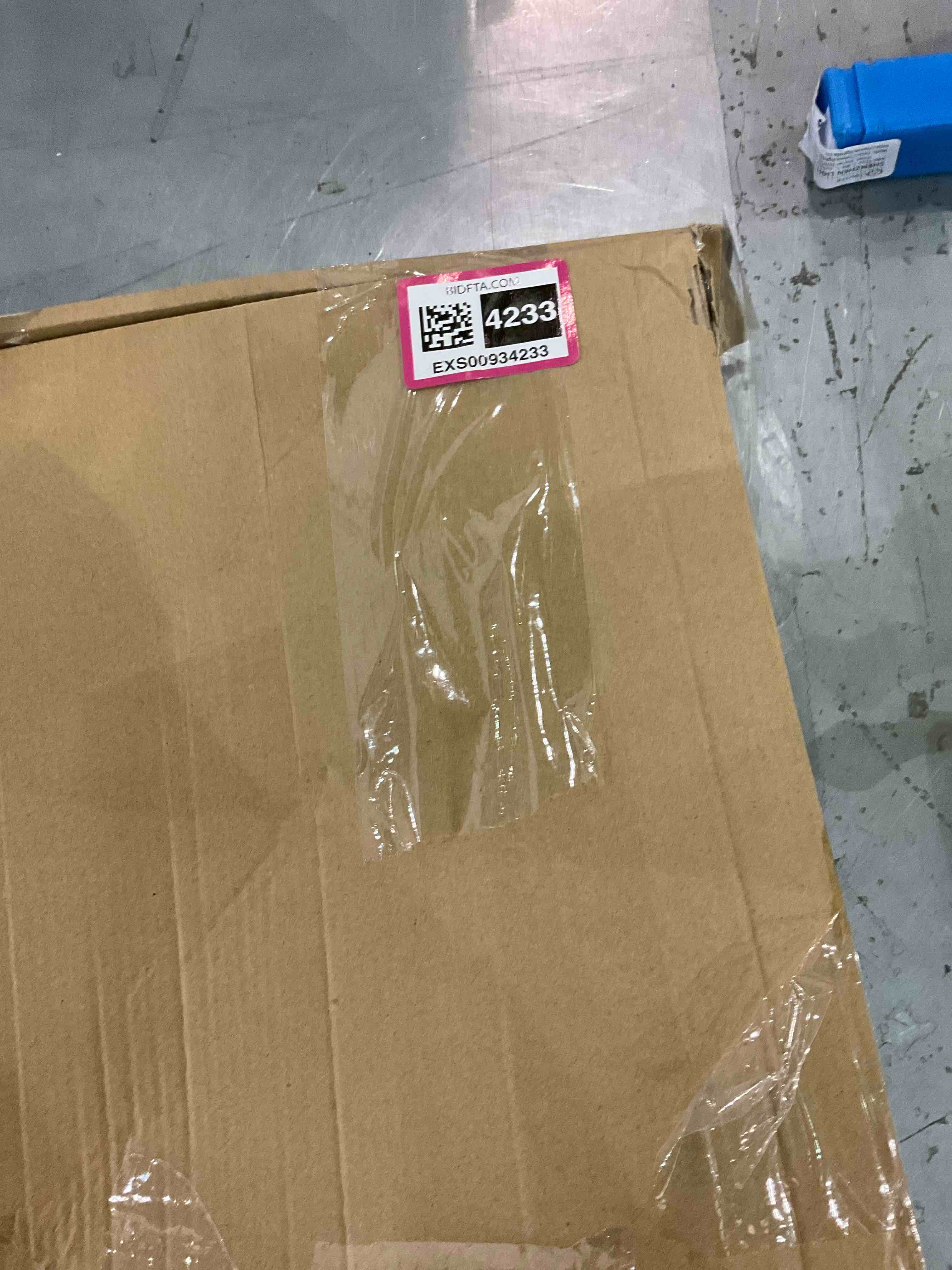 https://s3.amazonaws.com/lotting-images-prod/bidfta/EXS00934233_1699276278234.jpeg