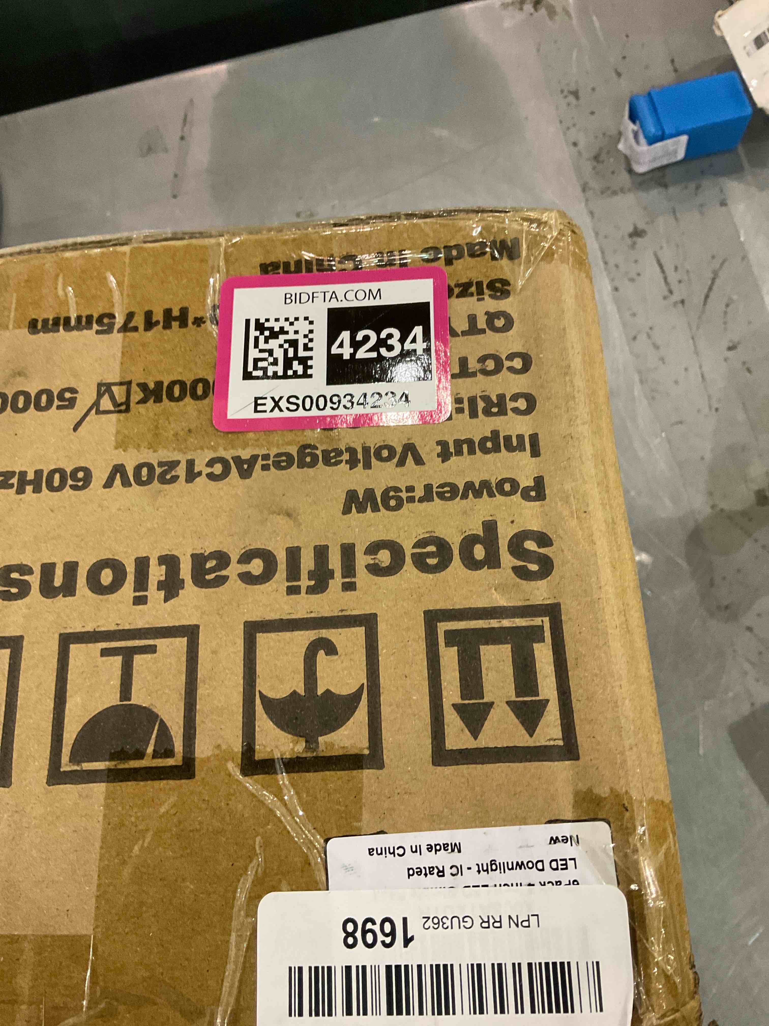 https://s3.amazonaws.com/lotting-images-prod/bidfta/EXS00934234_1699276413488.jpeg
