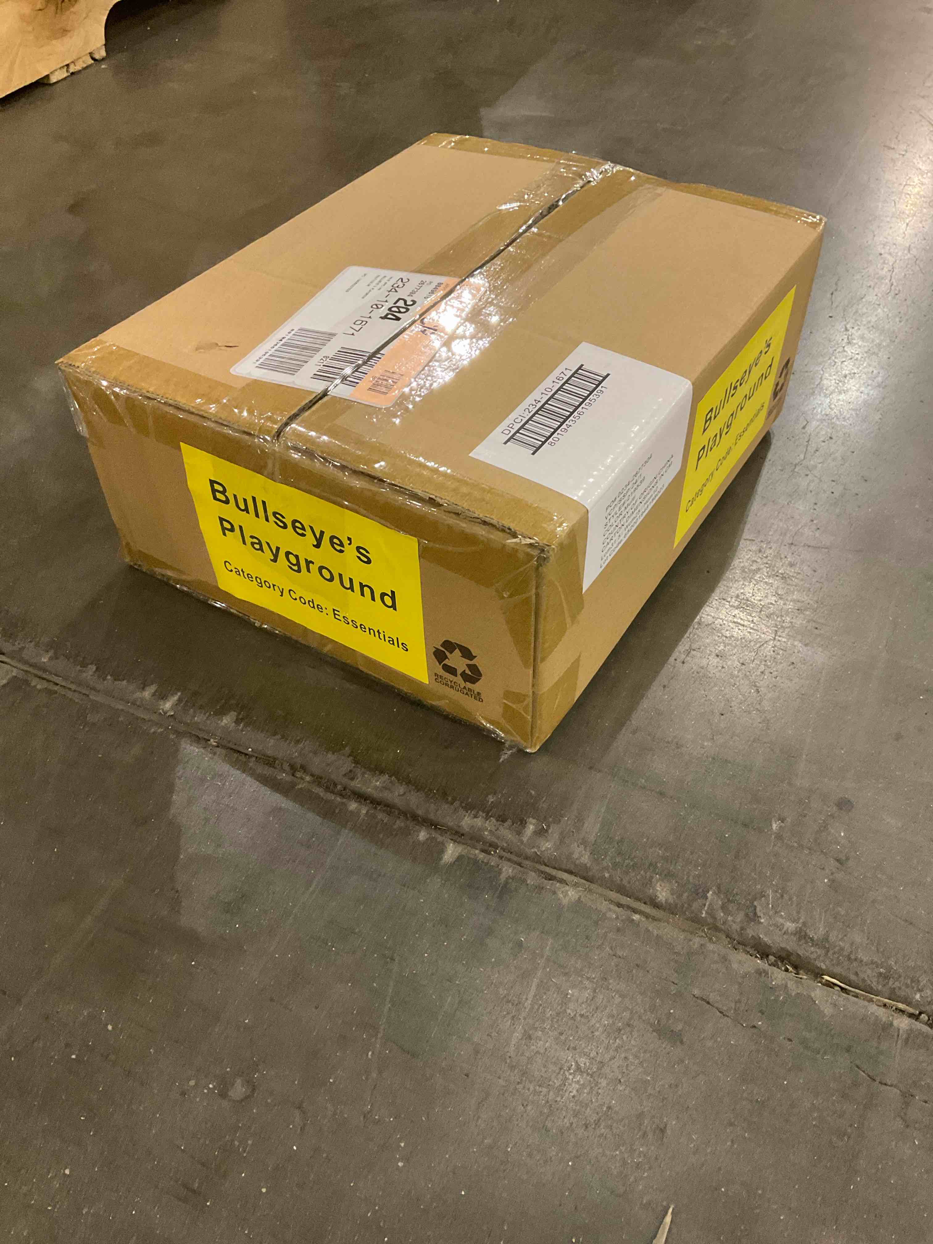https://s3.amazonaws.com/lotting-images-prod/bidfta/EXS00935113_1699273735720.jpeg
