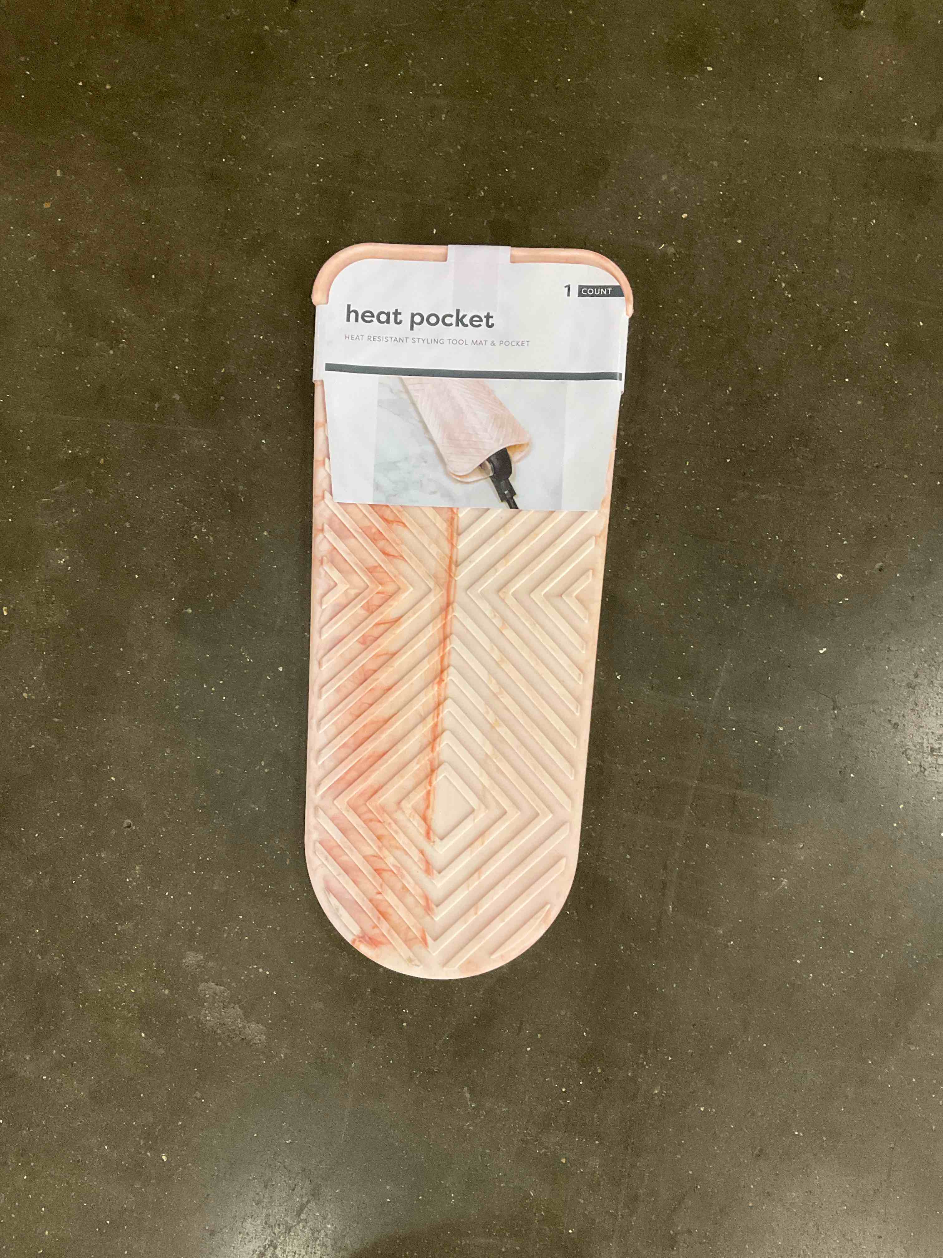 ASSORTED MAKEUP ITEMS