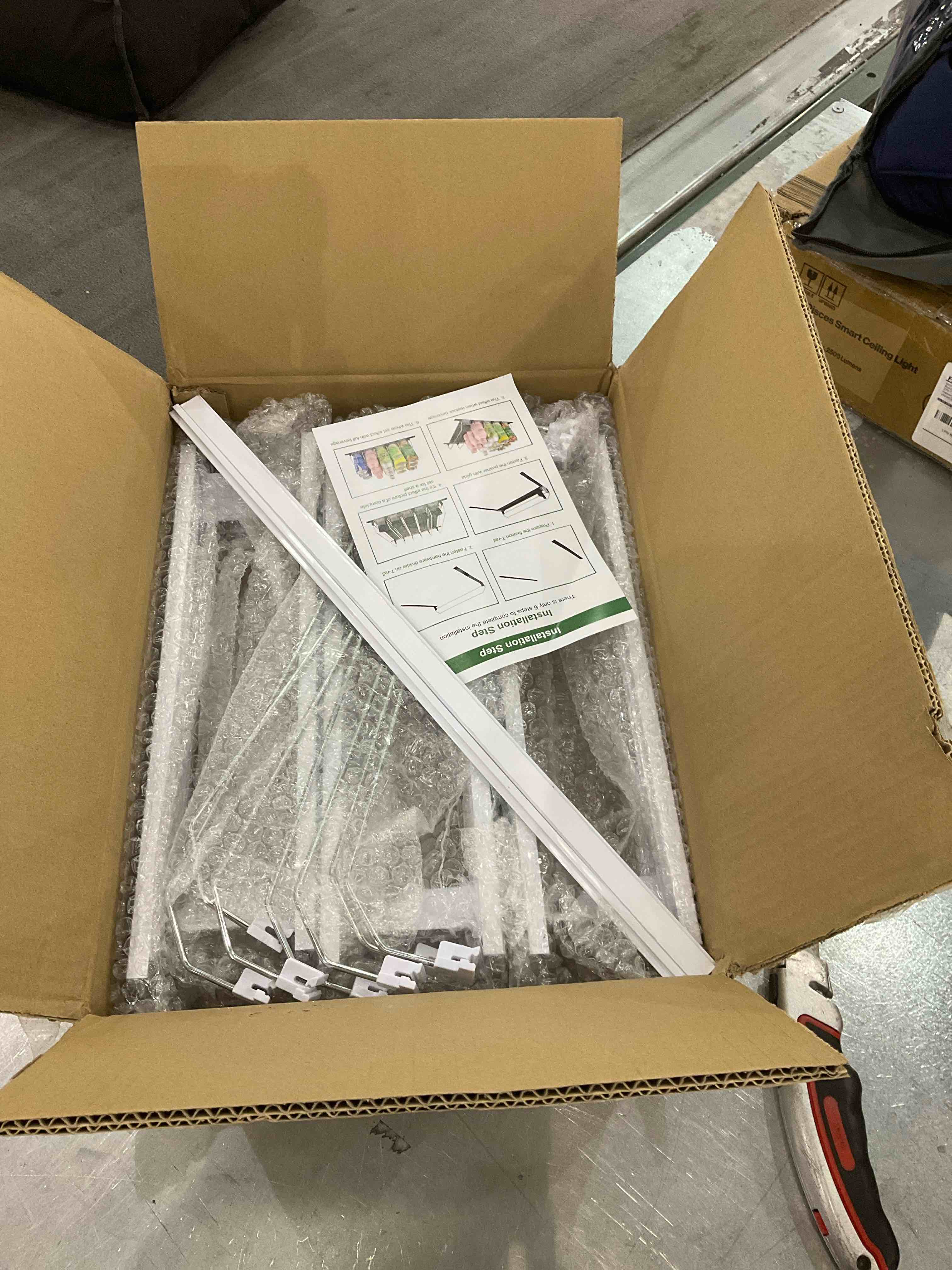 https://s3.amazonaws.com/lotting-images-prod/bidfta/EXS00935456_1699374974302.jpeg