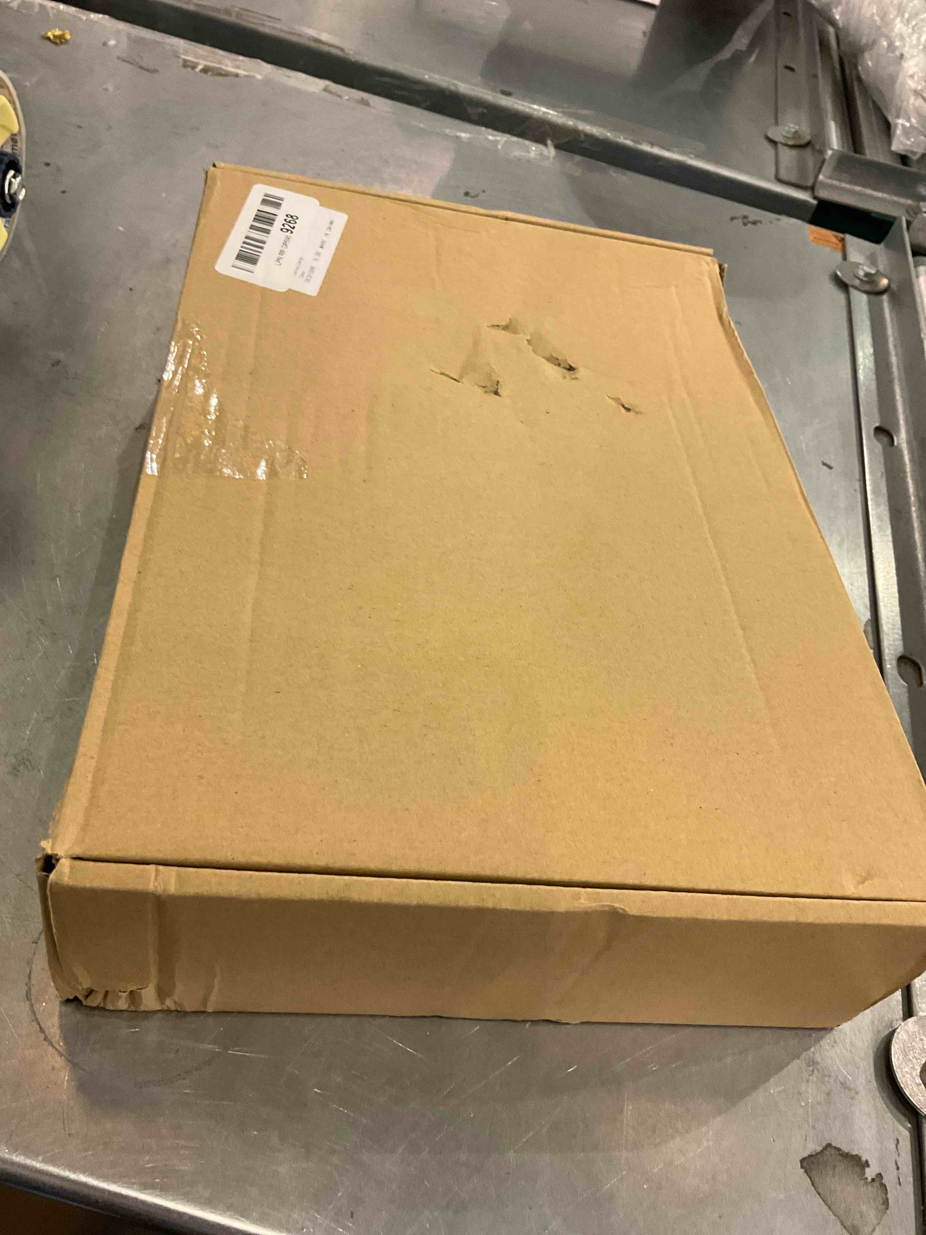 https://s3.amazonaws.com/lotting-images-prod/bidfta/EXS00935559_1699451605092.jpeg