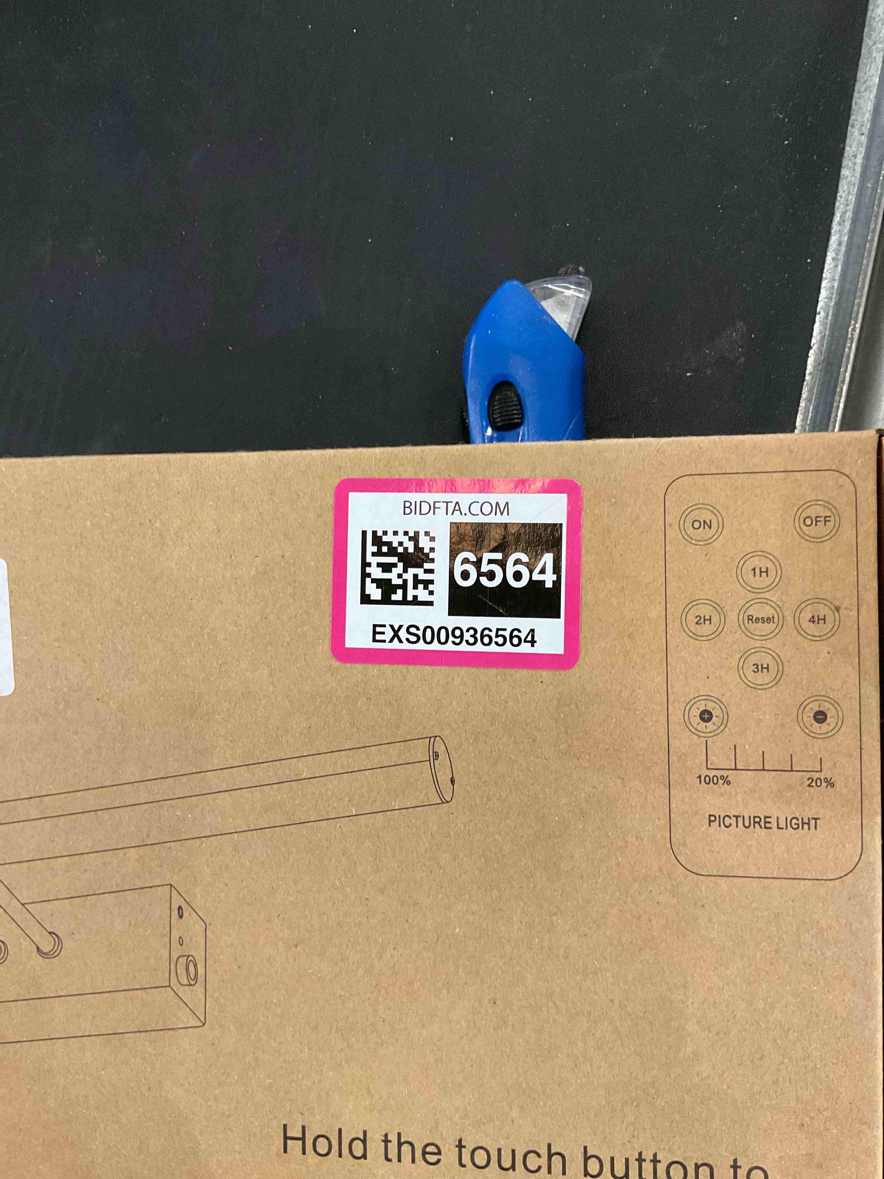 https://s3.amazonaws.com/lotting-images-prod/bidfta/EXS00936564_1701107815623.jpeg