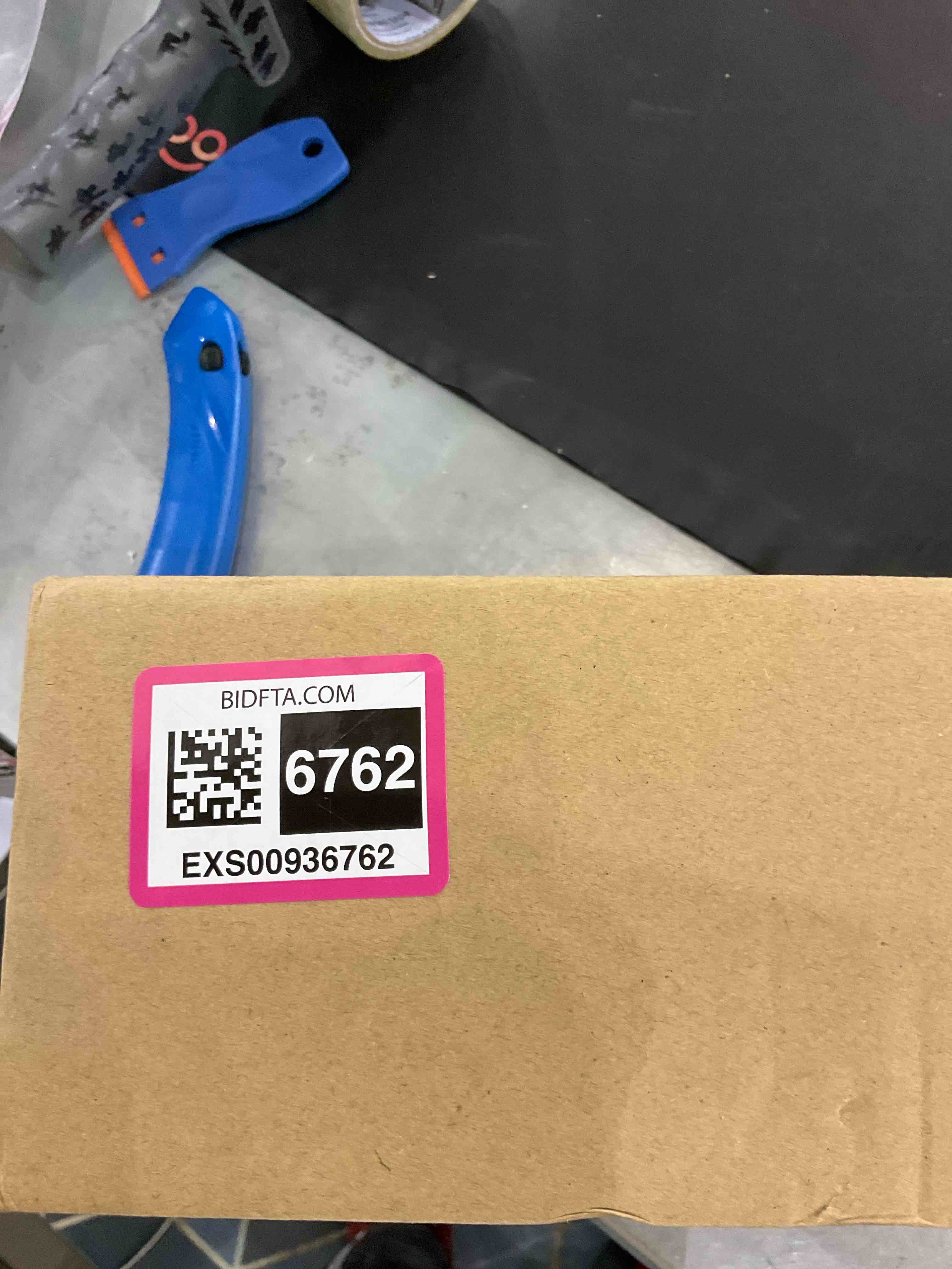 https://s3.amazonaws.com/lotting-images-prod/bidfta/EXS00936762_1701261710820.jpeg