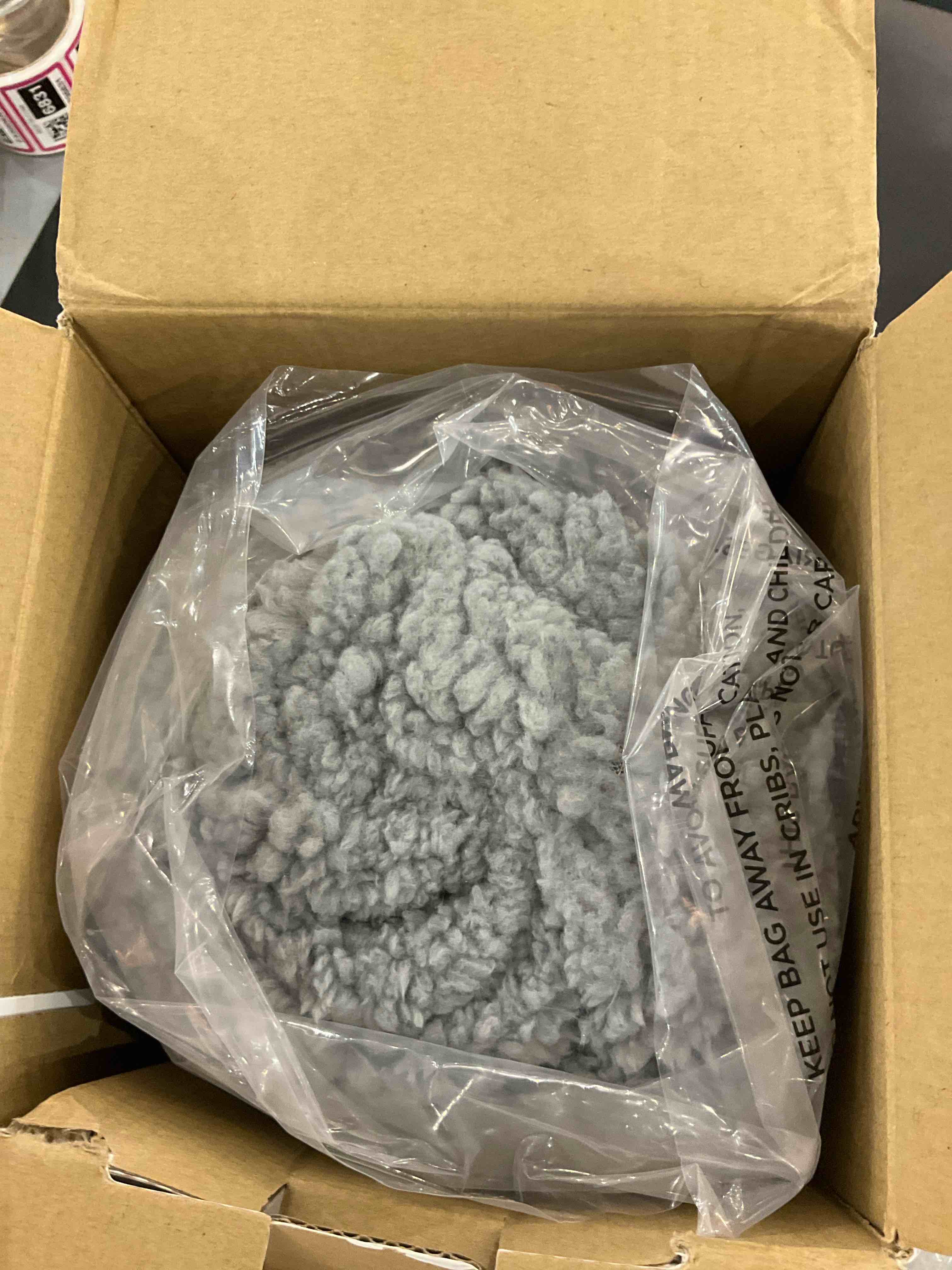 https://s3.amazonaws.com/lotting-images-prod/bidfta/EXS00936814_1701268559951.jpeg