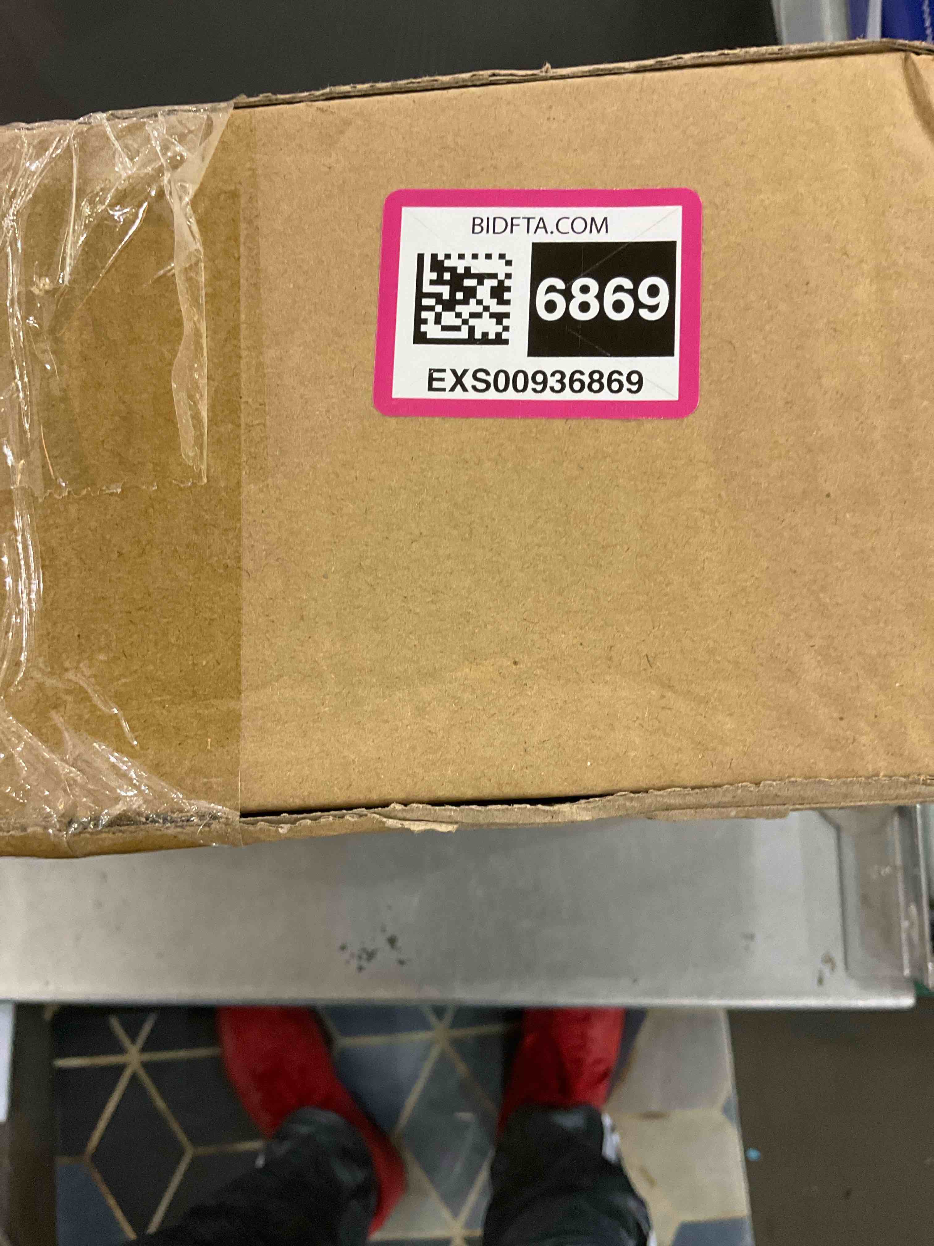 https://s3.amazonaws.com/lotting-images-prod/bidfta/EXS00936868_1701287039820.jpeg
