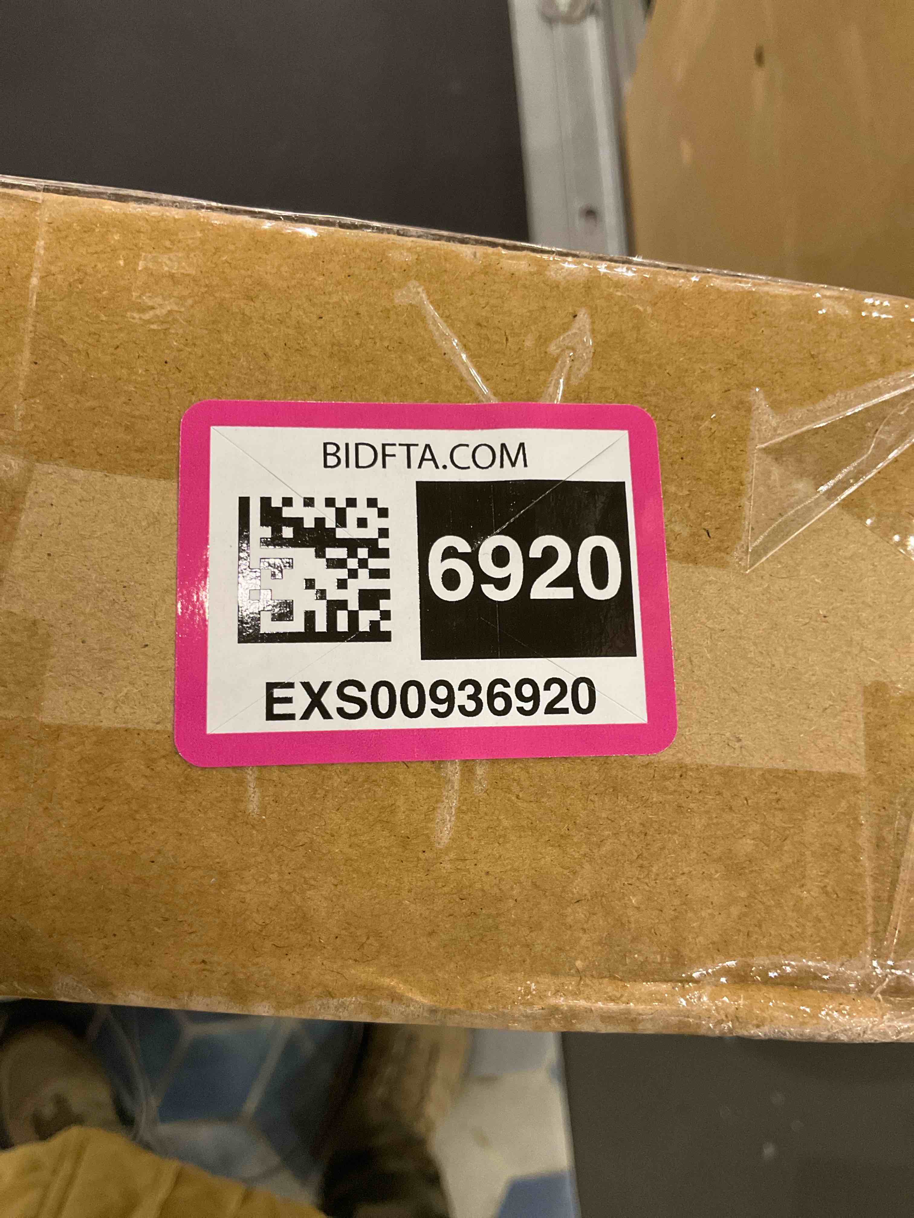 https://s3.amazonaws.com/lotting-images-prod/bidfta/EXS00936920_1701350474027.jpeg