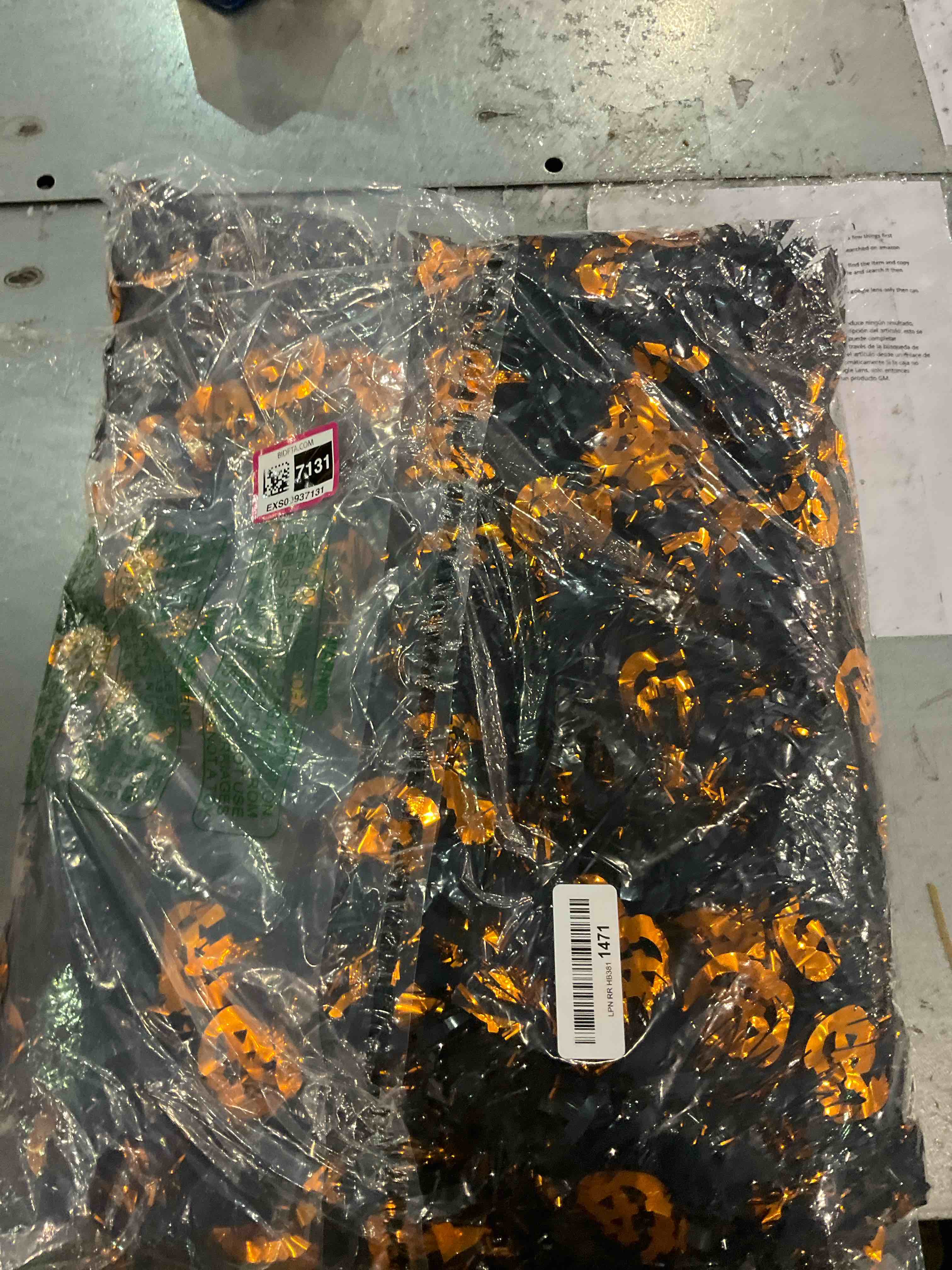 https://s3.amazonaws.com/lotting-images-prod/bidfta/EXS00937131_1699560735760.jpeg