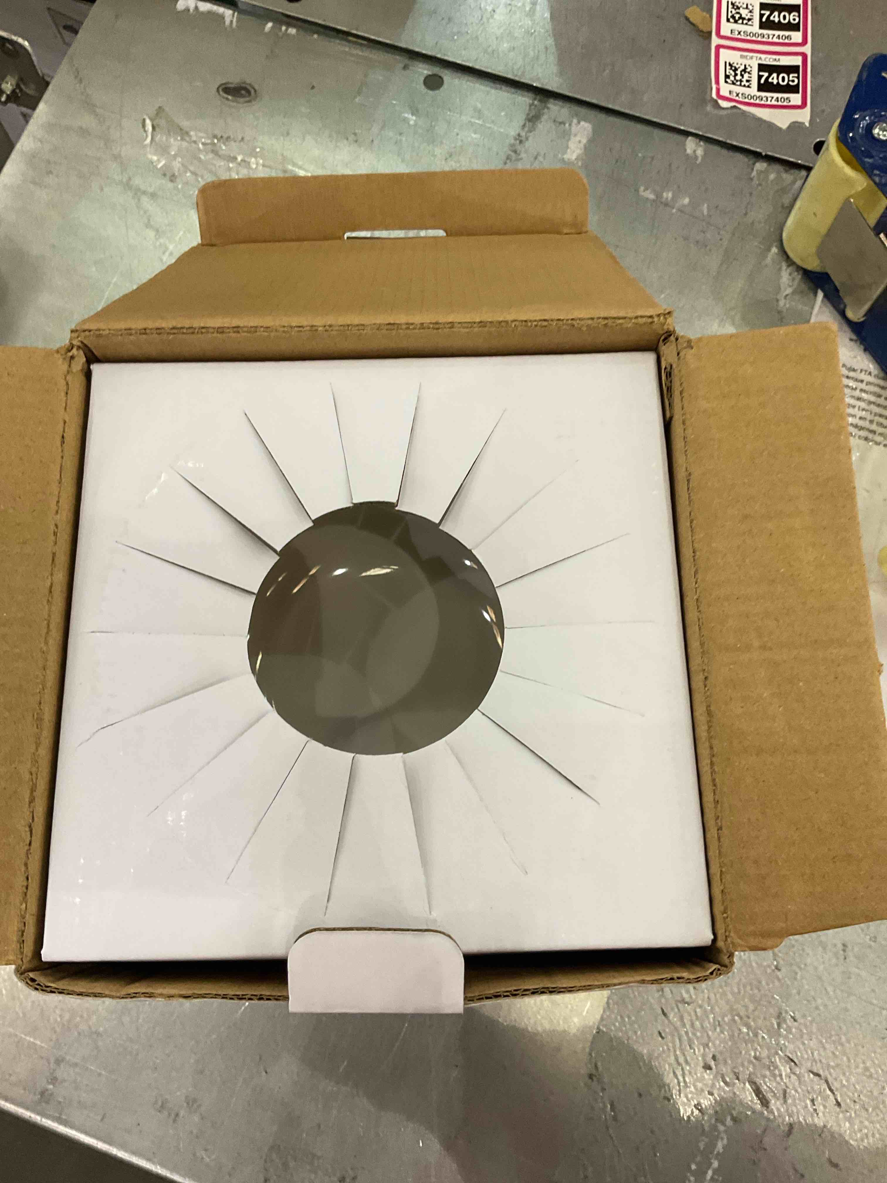 https://s3.amazonaws.com/lotting-images-prod/bidfta/EXS00937464_1699632932398.jpeg