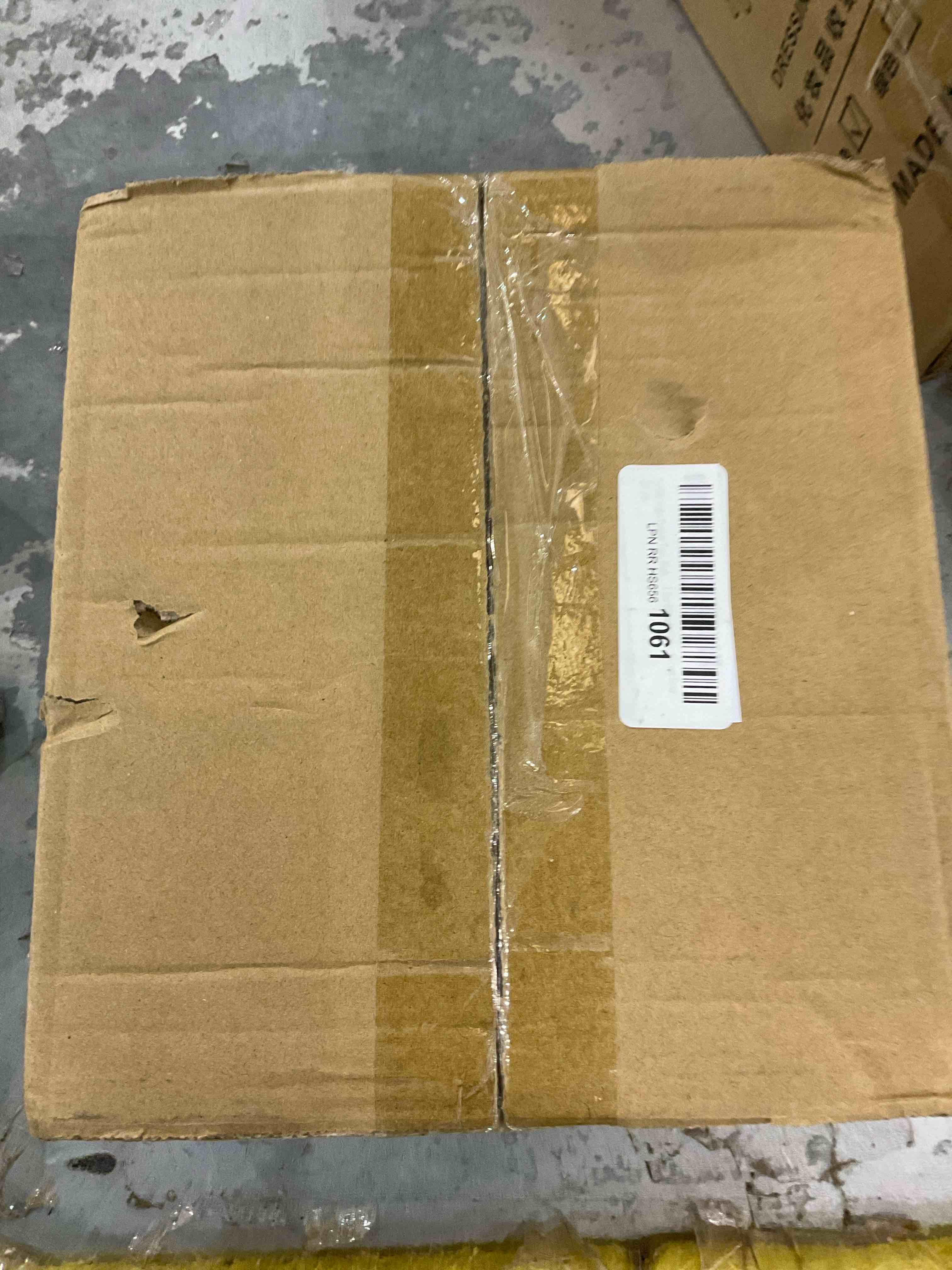 https://s3.amazonaws.com/lotting-images-prod/bidfta/EXS00937632_1704466322389.jpeg
