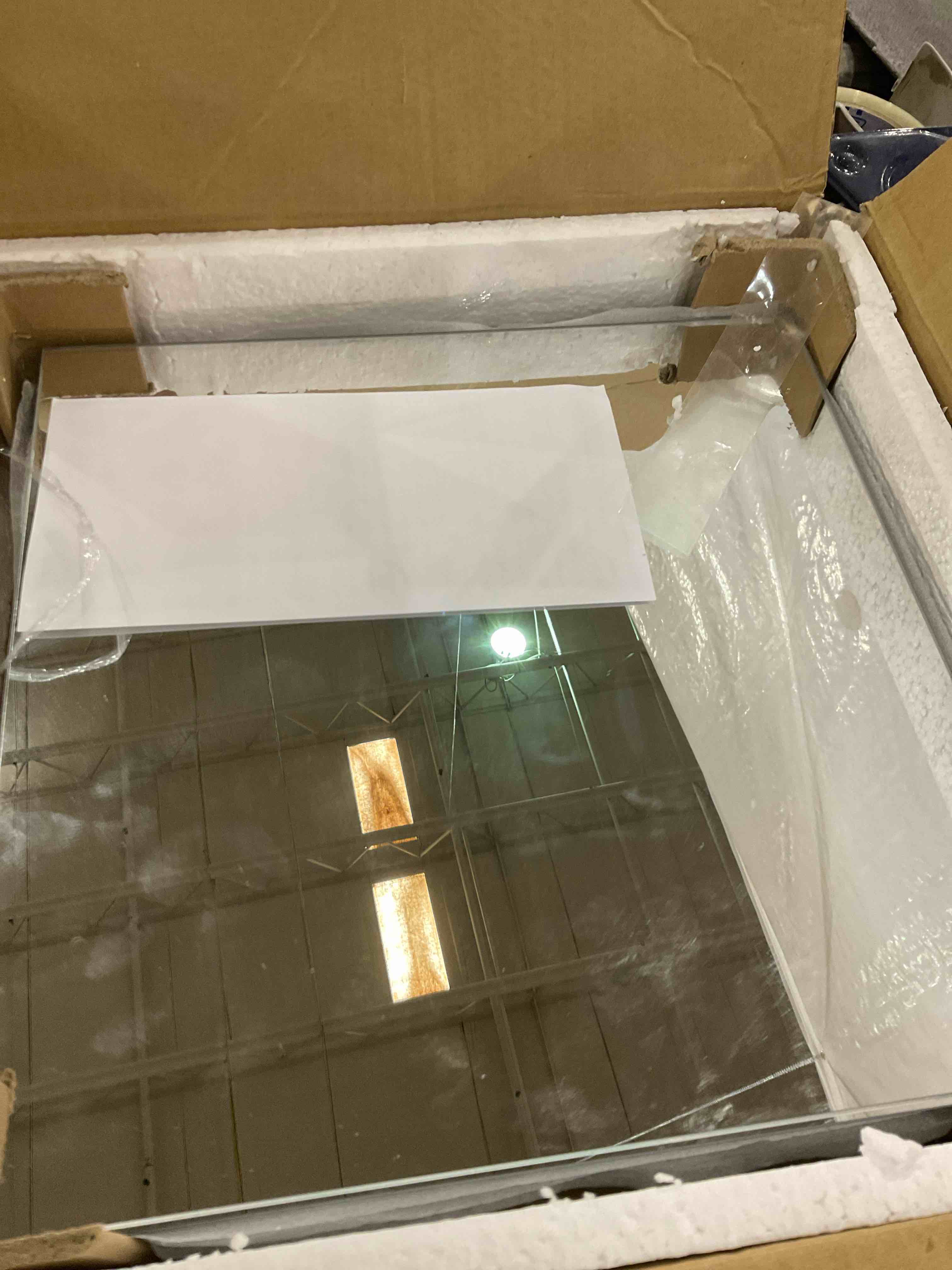 https://s3.amazonaws.com/lotting-images-prod/bidfta/EXS00937956_1704816791127.jpeg