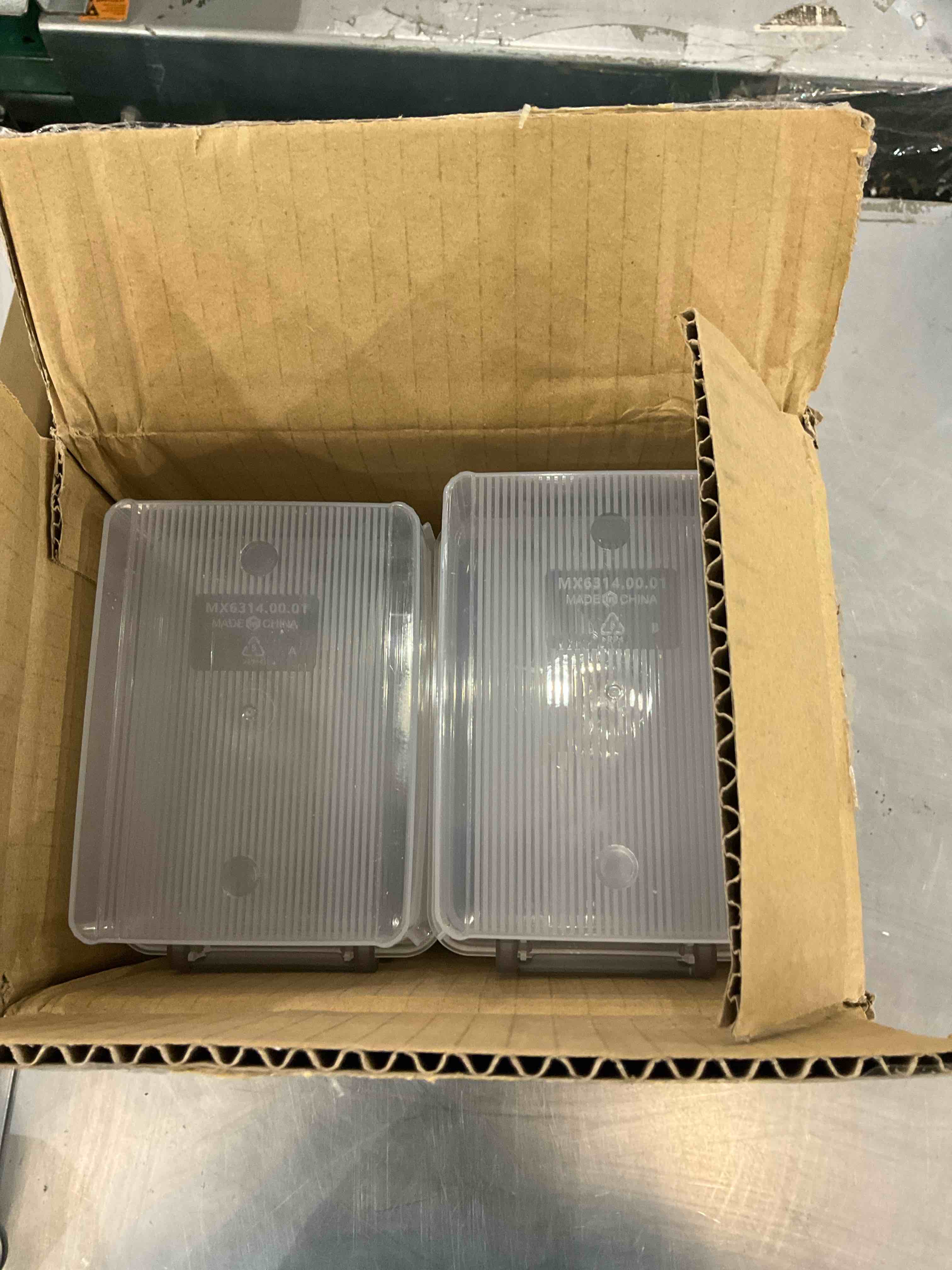 https://s3.amazonaws.com/lotting-images-prod/bidfta/EXS00939073_1699632705161.jpeg