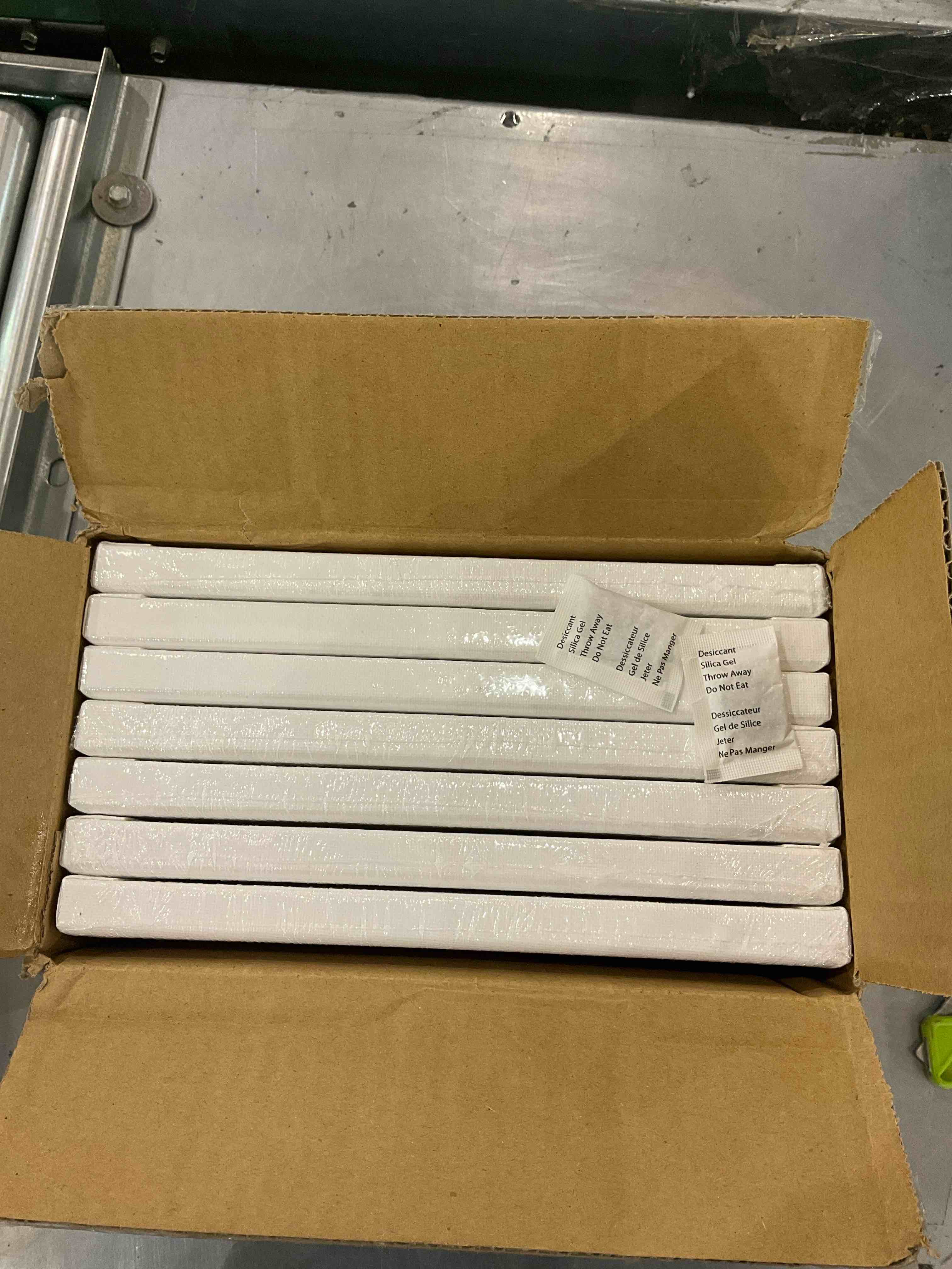 https://s3.amazonaws.com/lotting-images-prod/bidfta/EXS00939207_1699886172264.jpeg