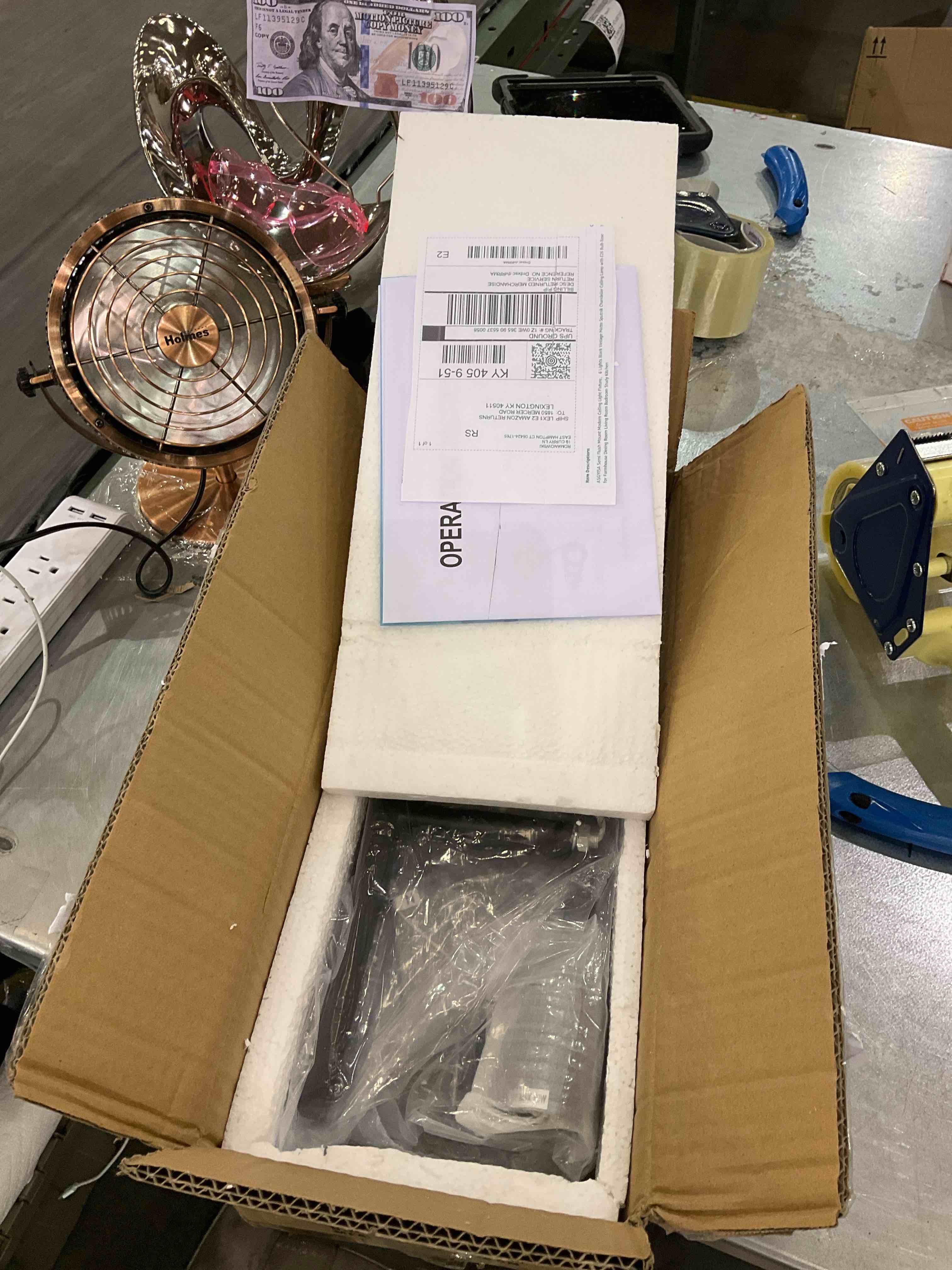 https://s3.amazonaws.com/lotting-images-prod/bidfta/EXS00939944_1700499064864.jpeg