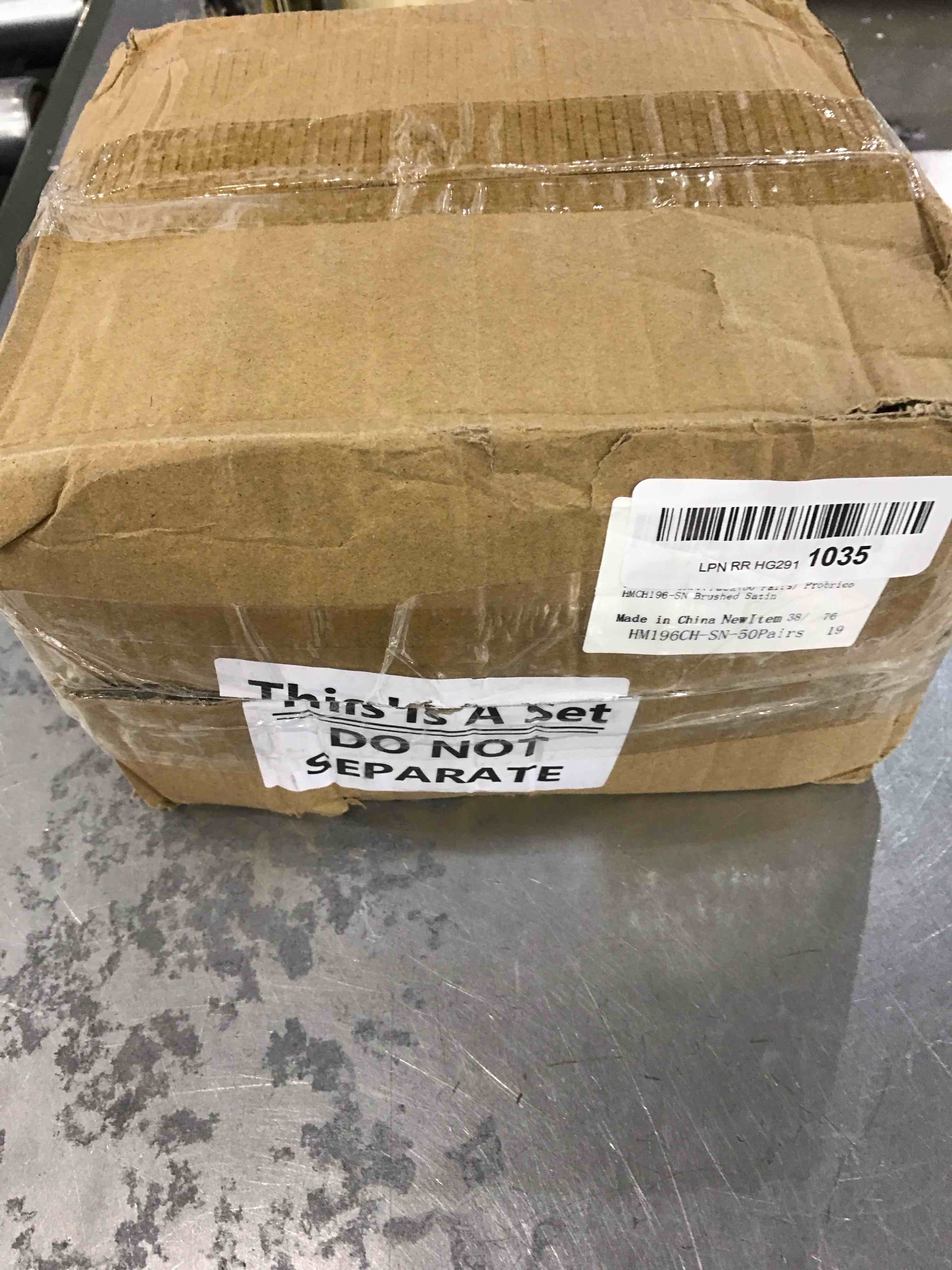 https://s3.amazonaws.com/lotting-images-prod/bidfta/EXS00940032_1704810509656.jpeg