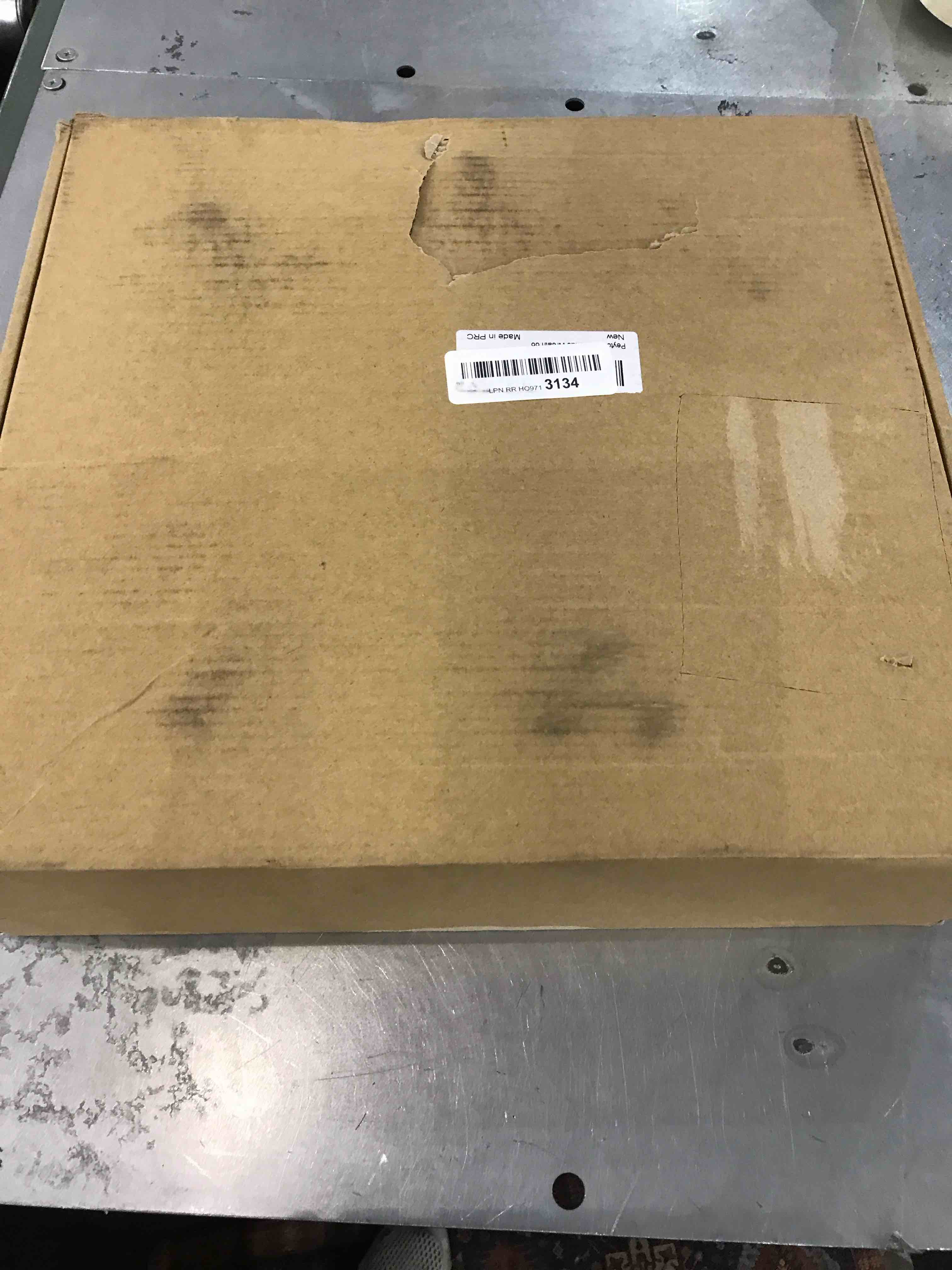 https://s3.amazonaws.com/lotting-images-prod/bidfta/EXS00940216_1704899177401.jpeg