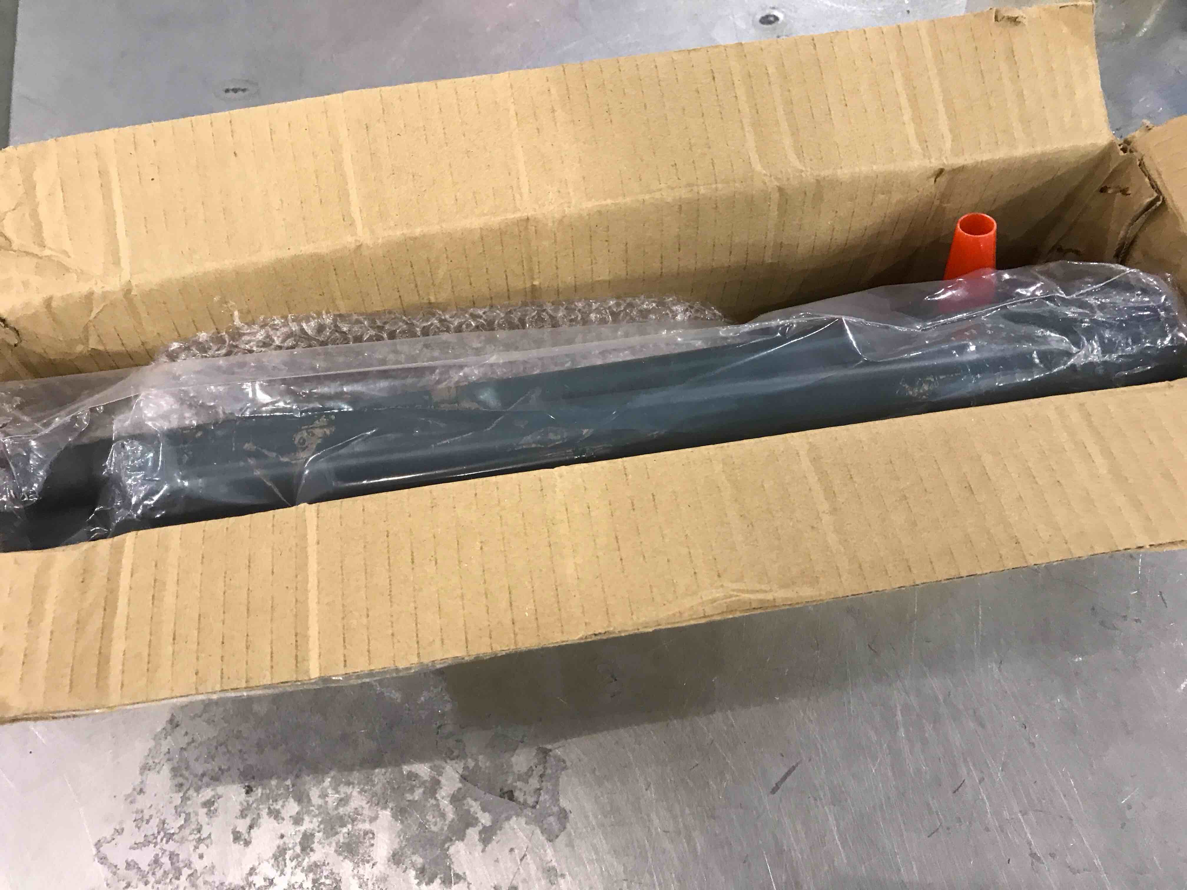 https://s3.amazonaws.com/lotting-images-prod/bidfta/EXS00940218_1704899528465.jpeg