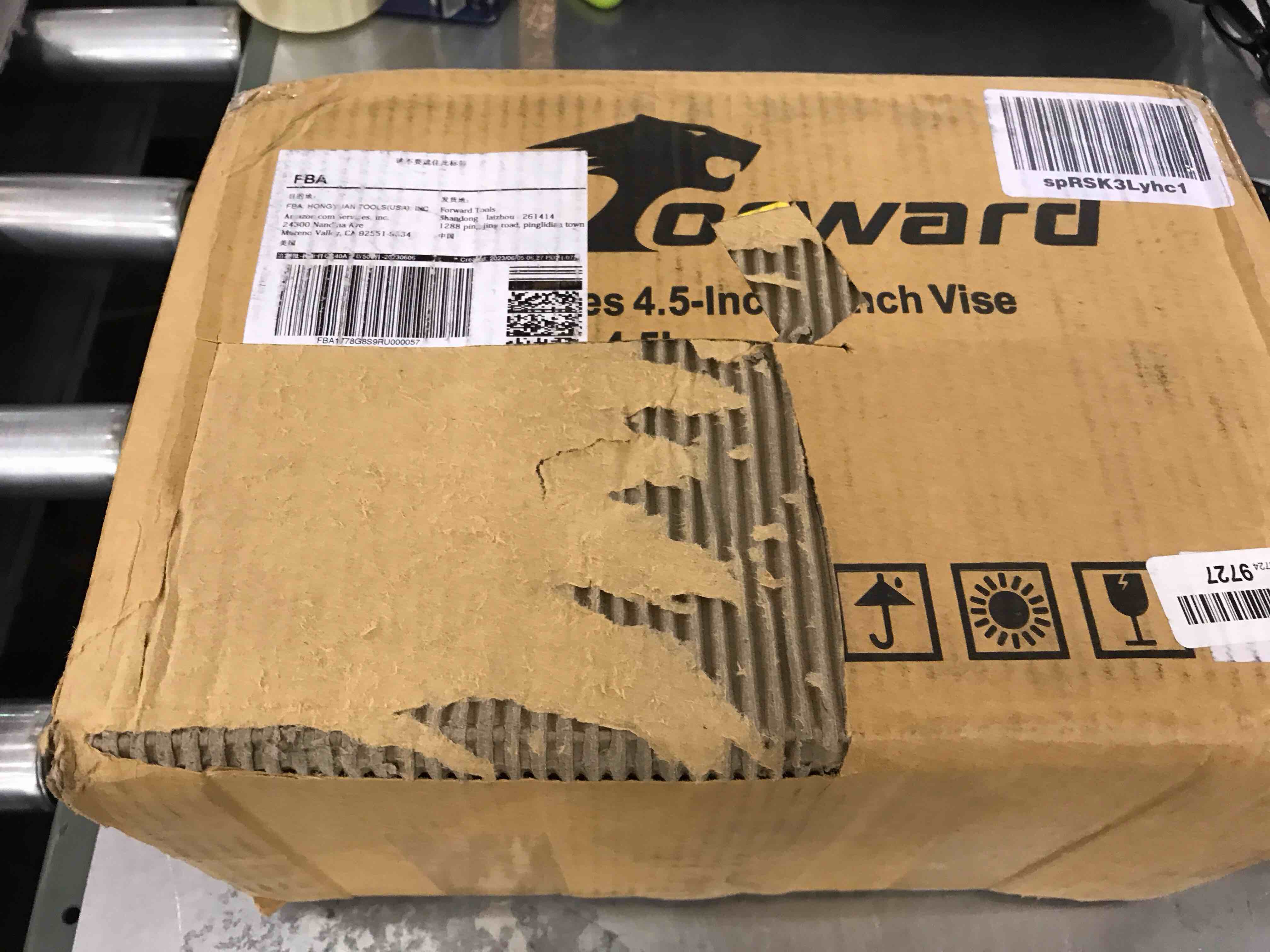 https://s3.amazonaws.com/lotting-images-prod/bidfta/EXS00940469_1705003478528.jpeg