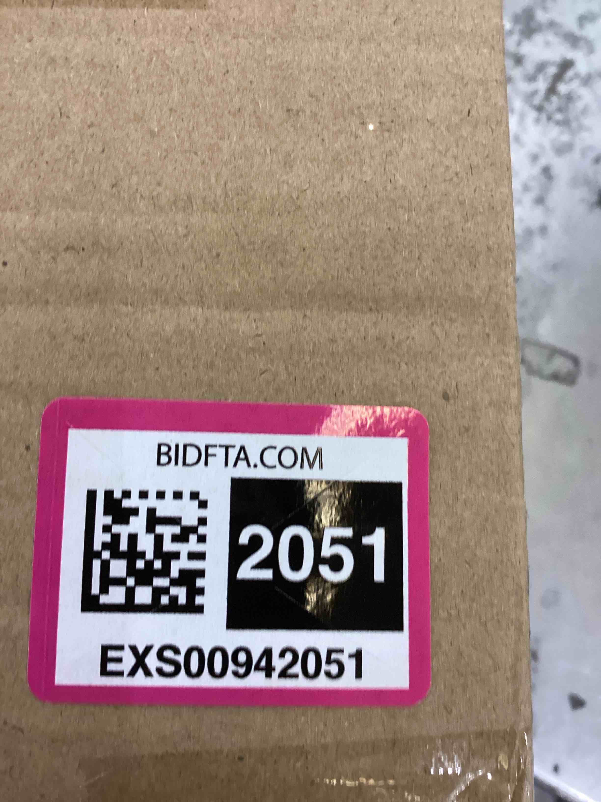 https://s3.amazonaws.com/lotting-images-prod/bidfta/EXS00942051_1703089675687.jpeg