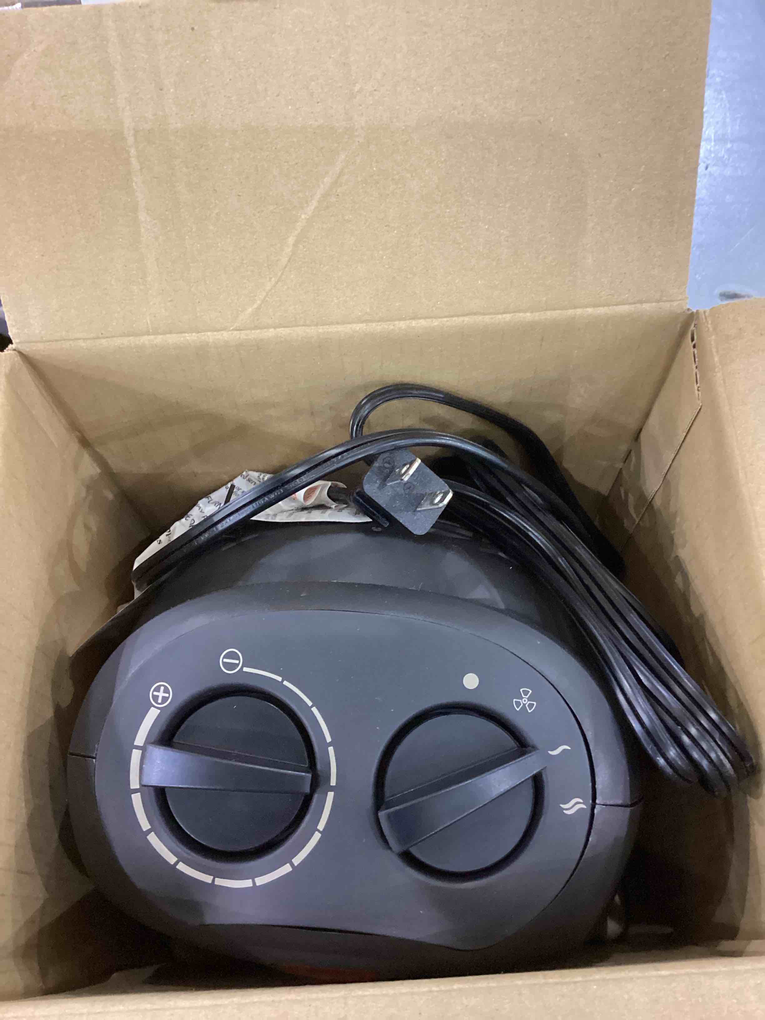 https://s3.amazonaws.com/lotting-images-prod/bidfta/EXS00942086_1703100895434.jpeg