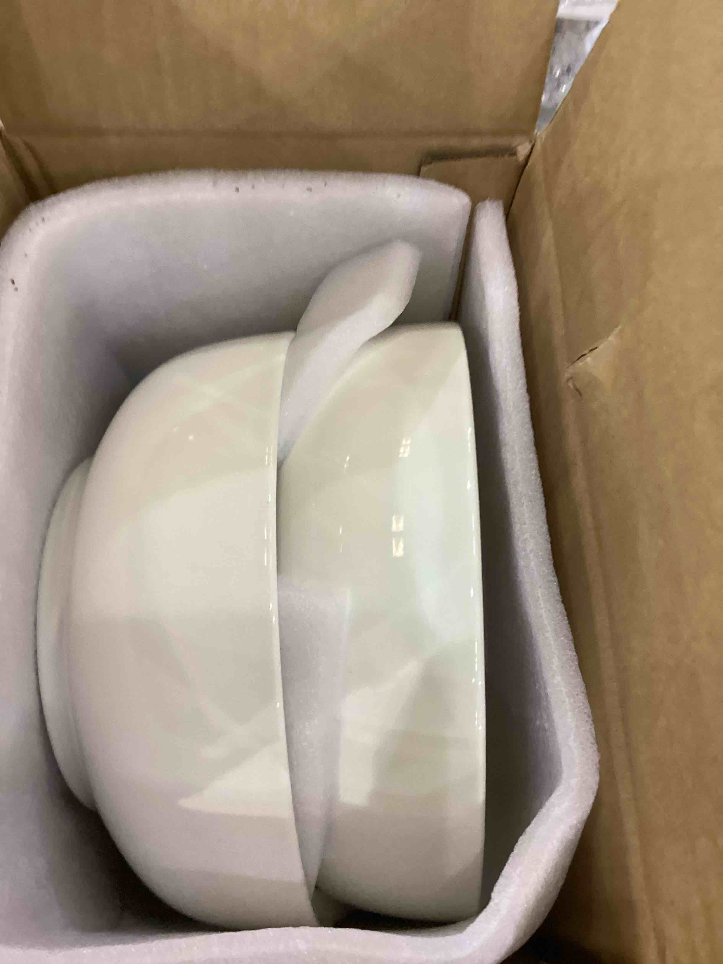 https://s3.amazonaws.com/lotting-images-prod/bidfta/EXS00942087_1703101099369.jpeg