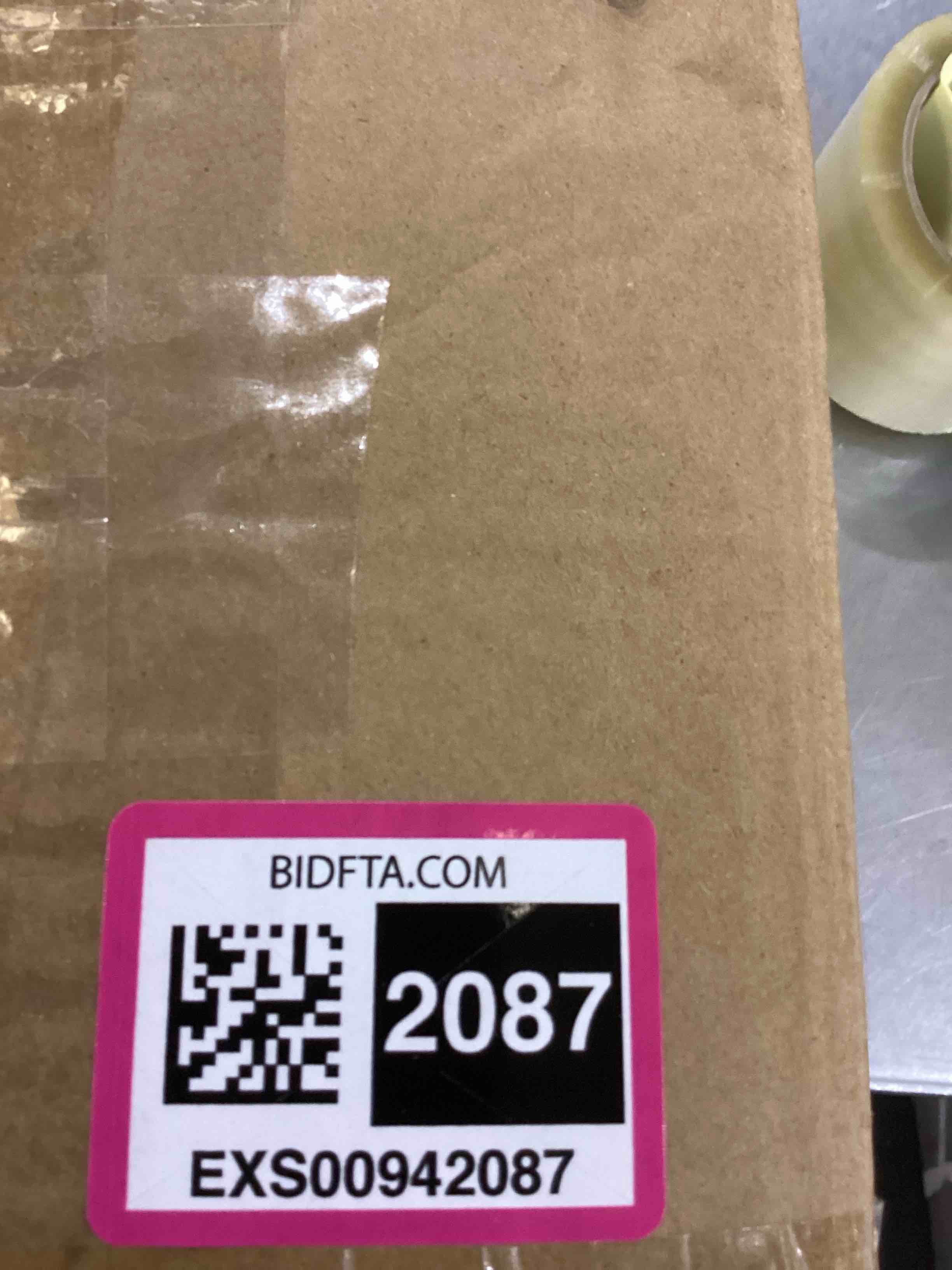 https://s3.amazonaws.com/lotting-images-prod/bidfta/EXS00942087_1703101125679.jpeg