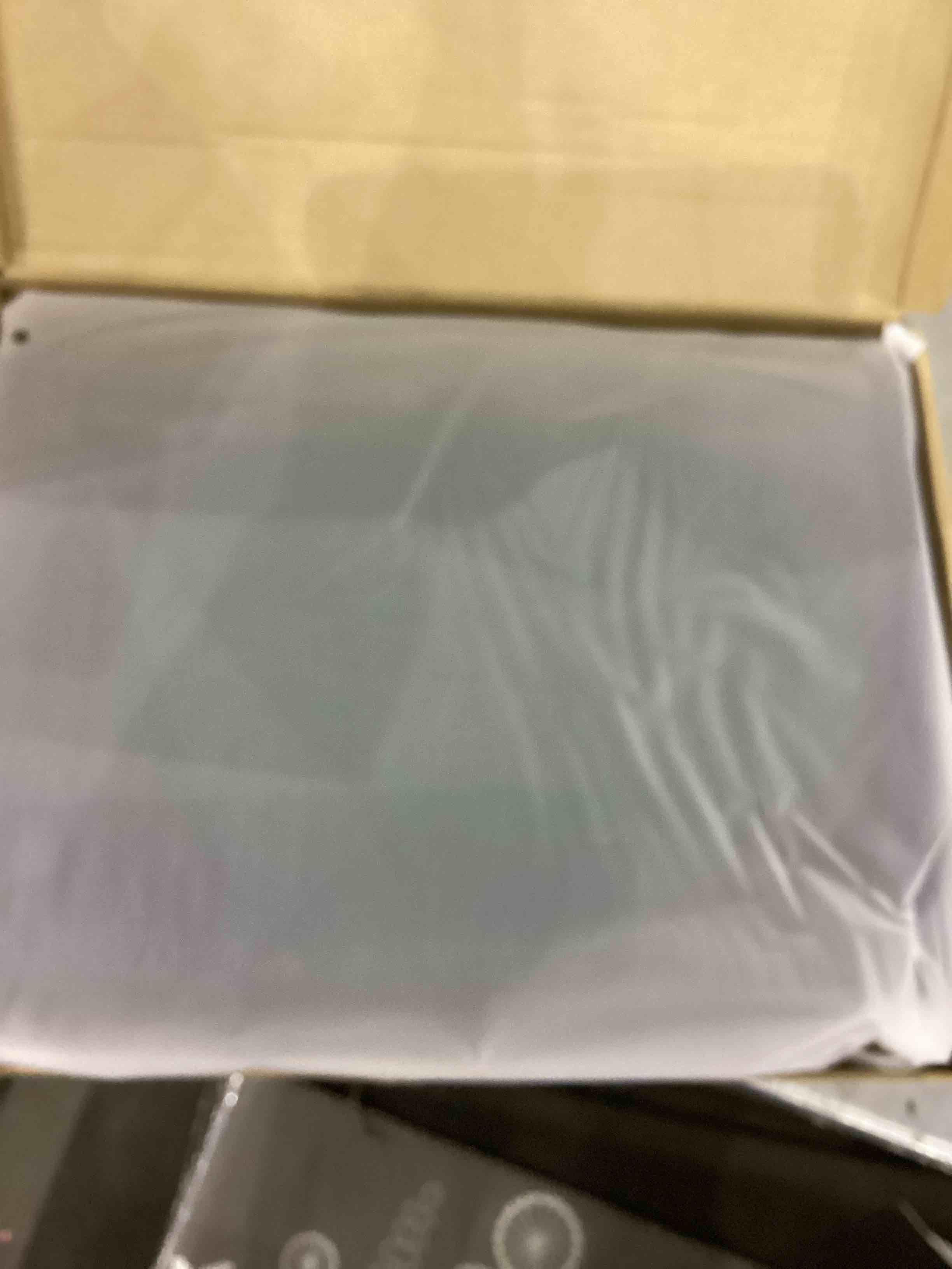 https://s3.amazonaws.com/lotting-images-prod/bidfta/EXS00942115_1703162779093.jpeg