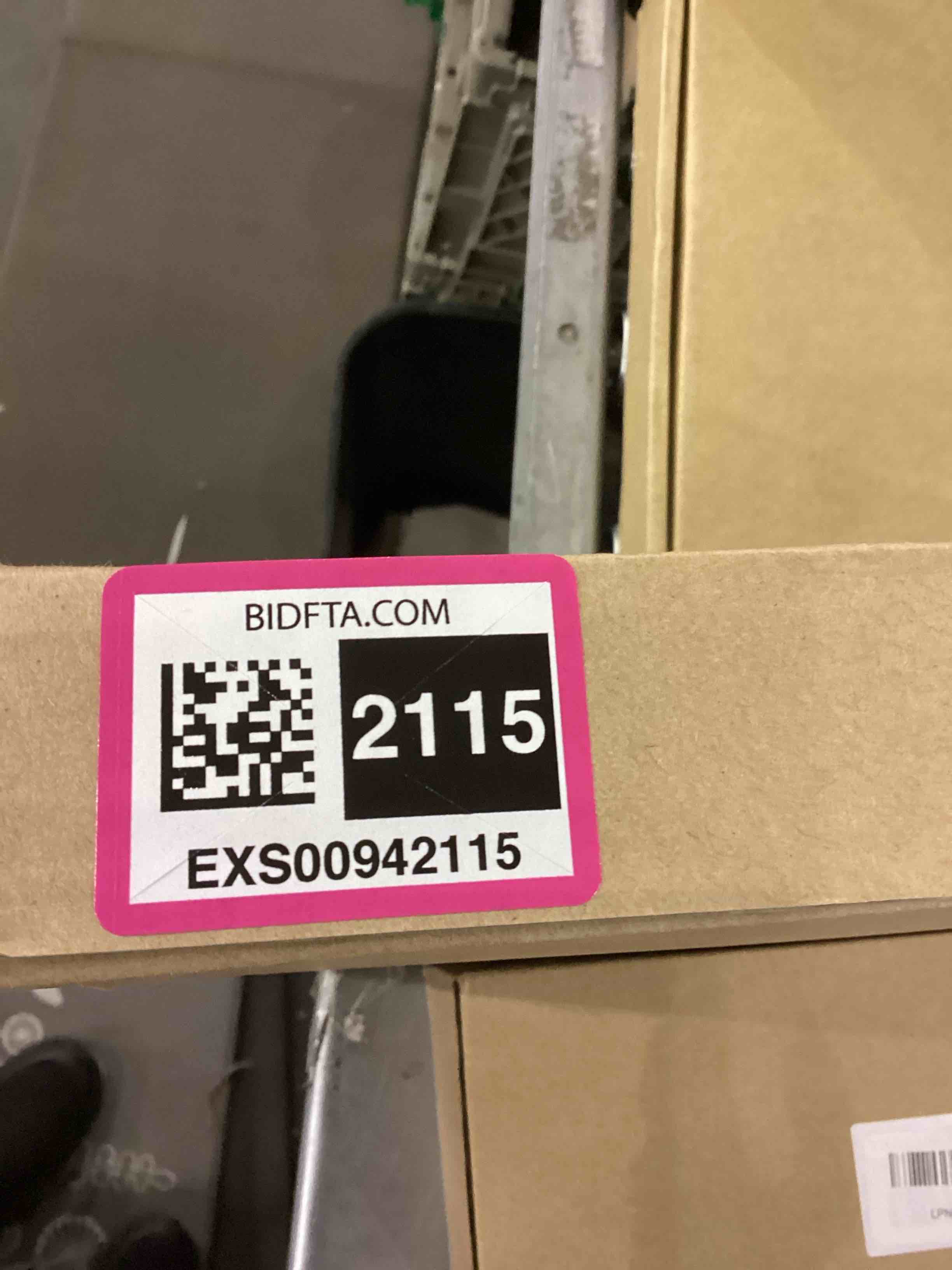 https://s3.amazonaws.com/lotting-images-prod/bidfta/EXS00942115_1703162818457.jpeg