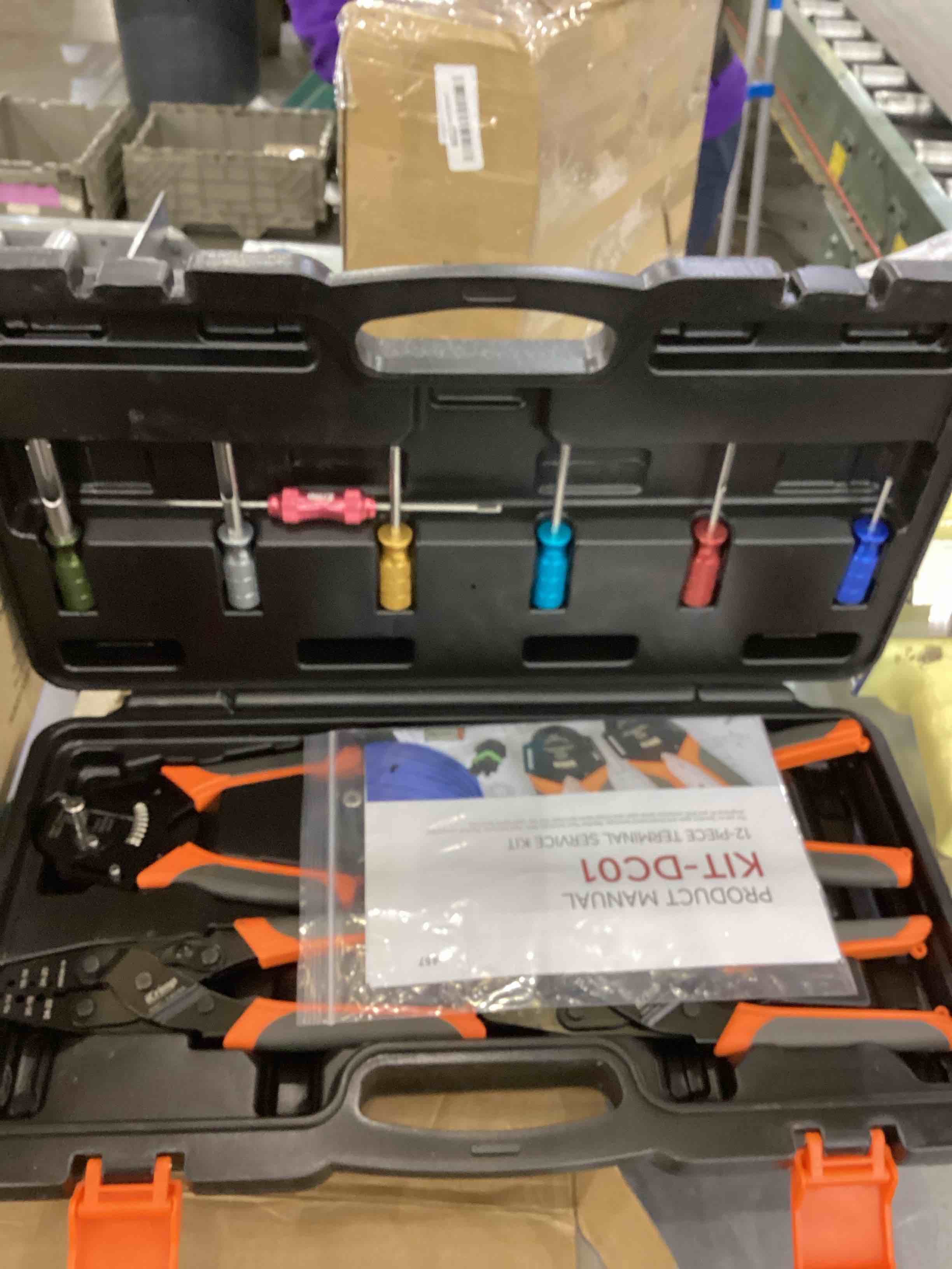 https://s3.amazonaws.com/lotting-images-prod/bidfta/EXS00942183_1703174322577.jpeg