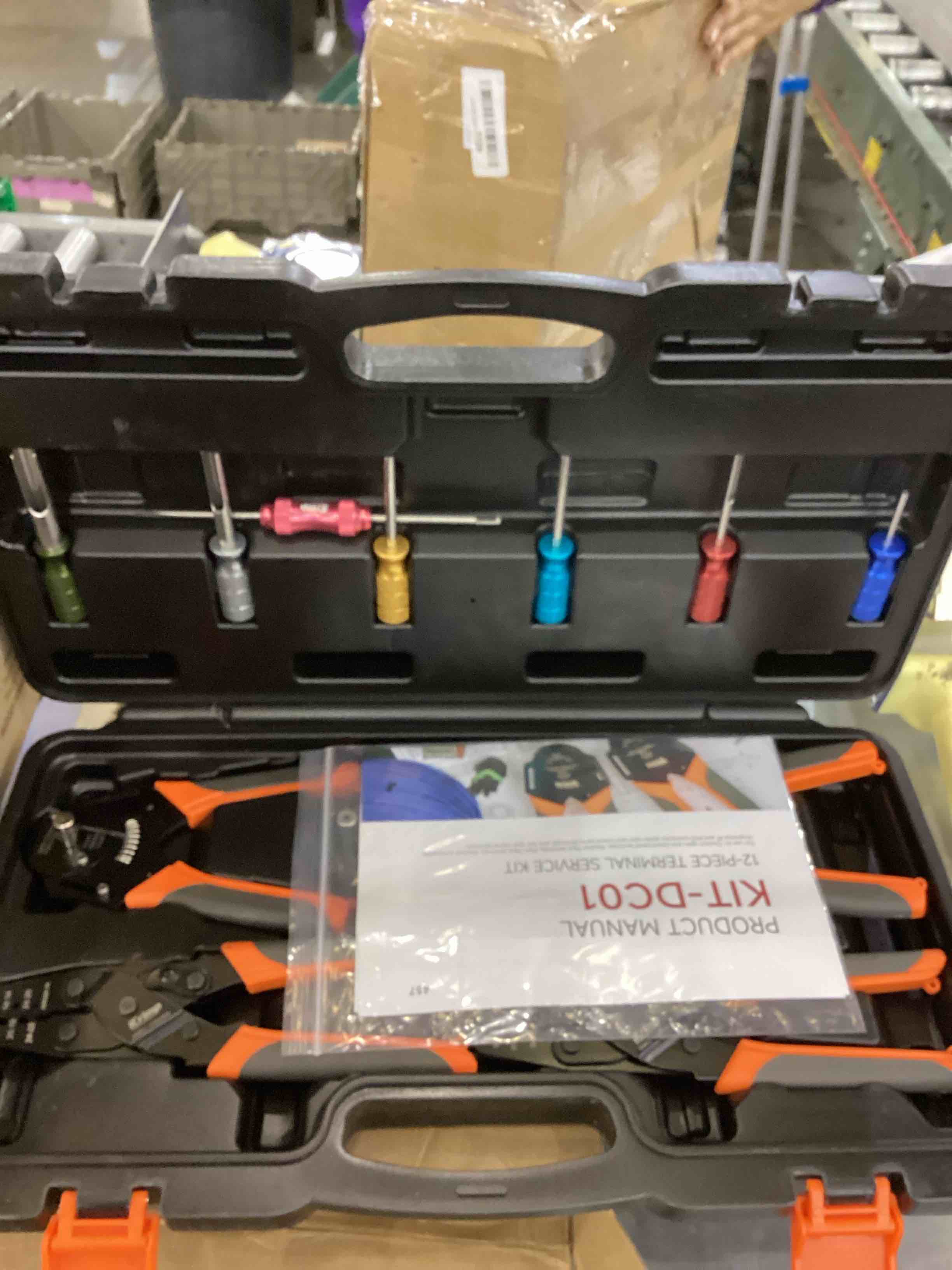 https://s3.amazonaws.com/lotting-images-prod/bidfta/EXS00942183_1703174323881.jpeg