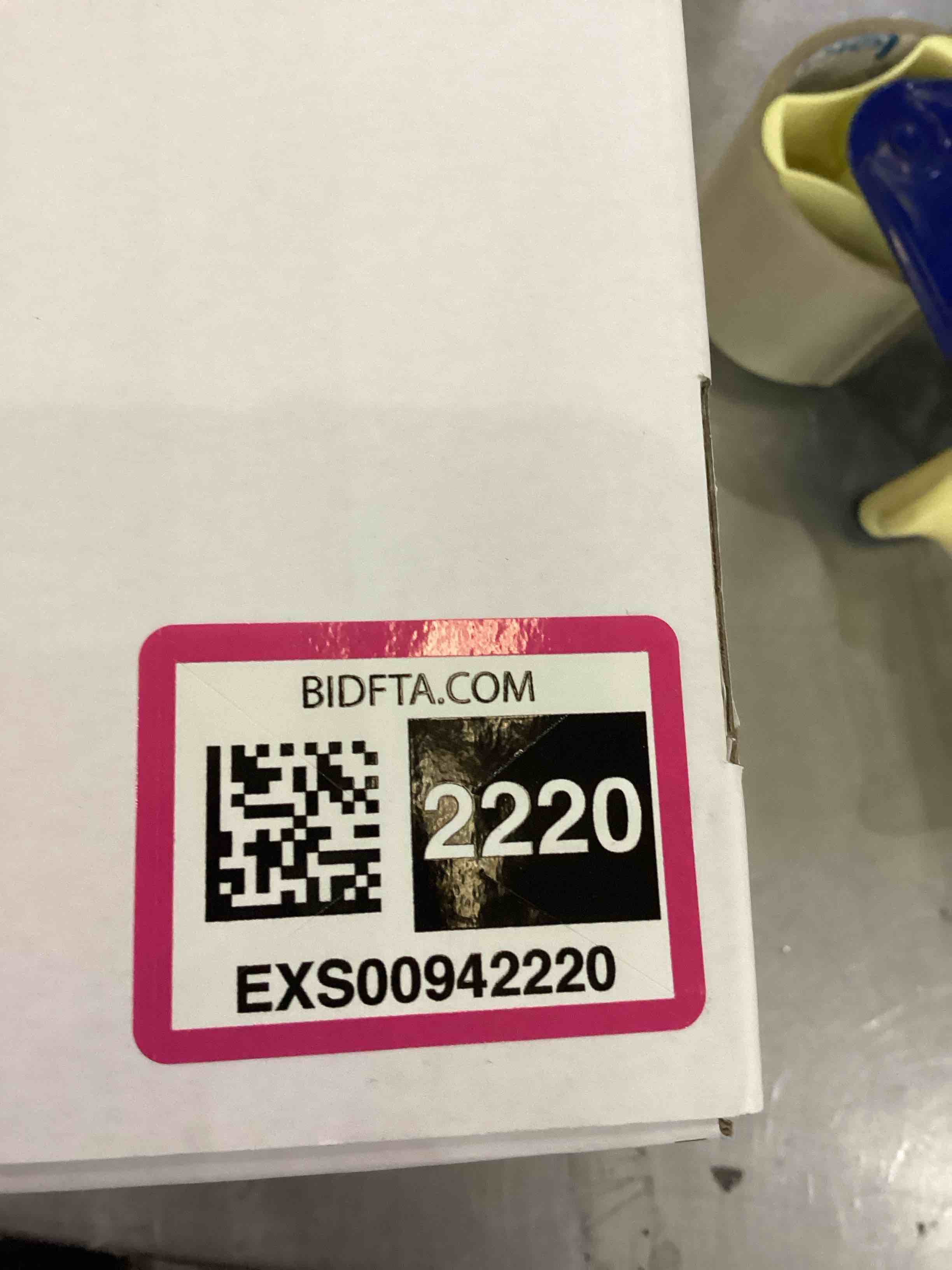 https://s3.amazonaws.com/lotting-images-prod/bidfta/EXS00942220_1703182857158.jpeg