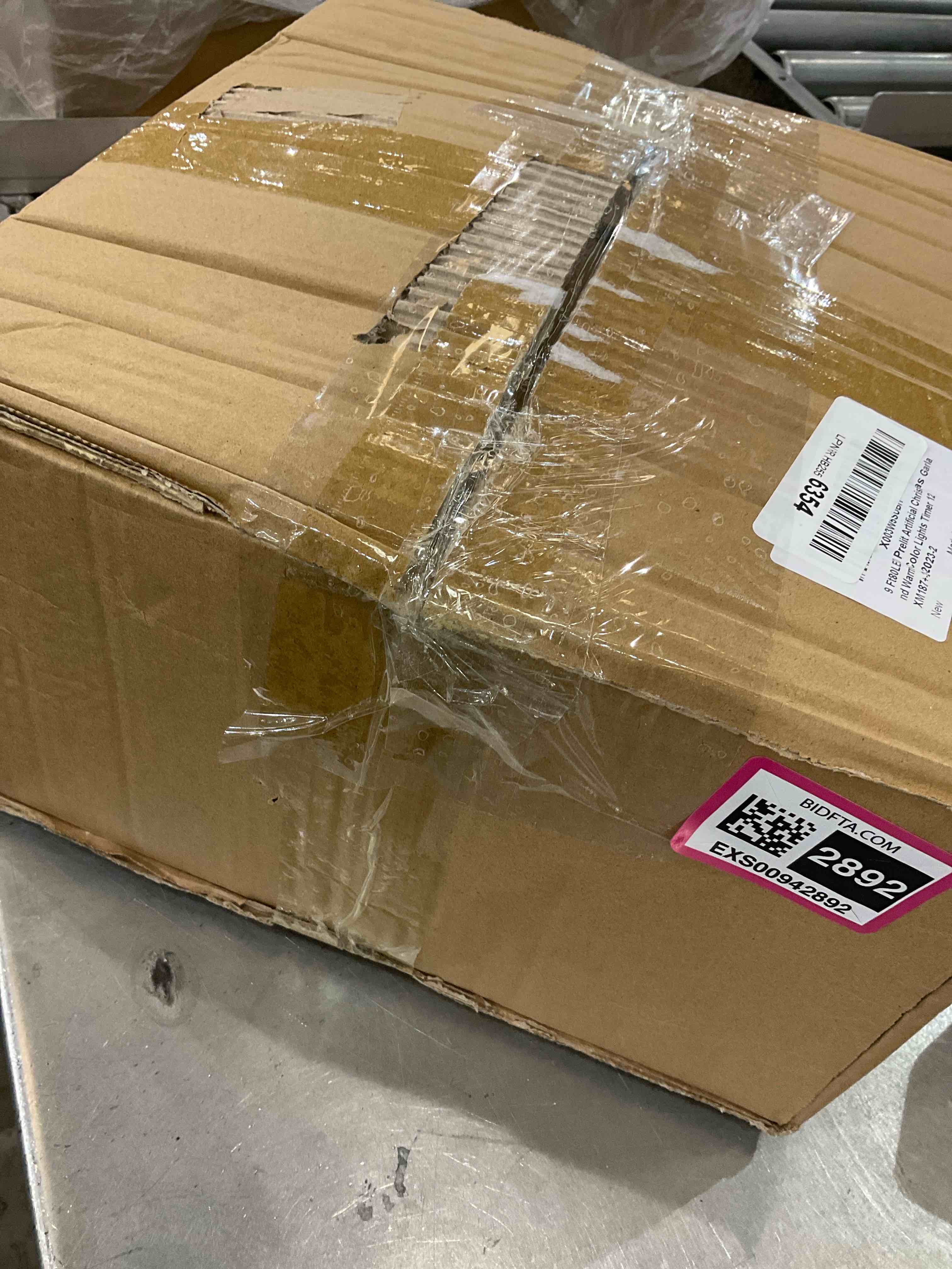 https://s3.amazonaws.com/lotting-images-prod/bidfta/EXS00942892_1703694393328.jpeg