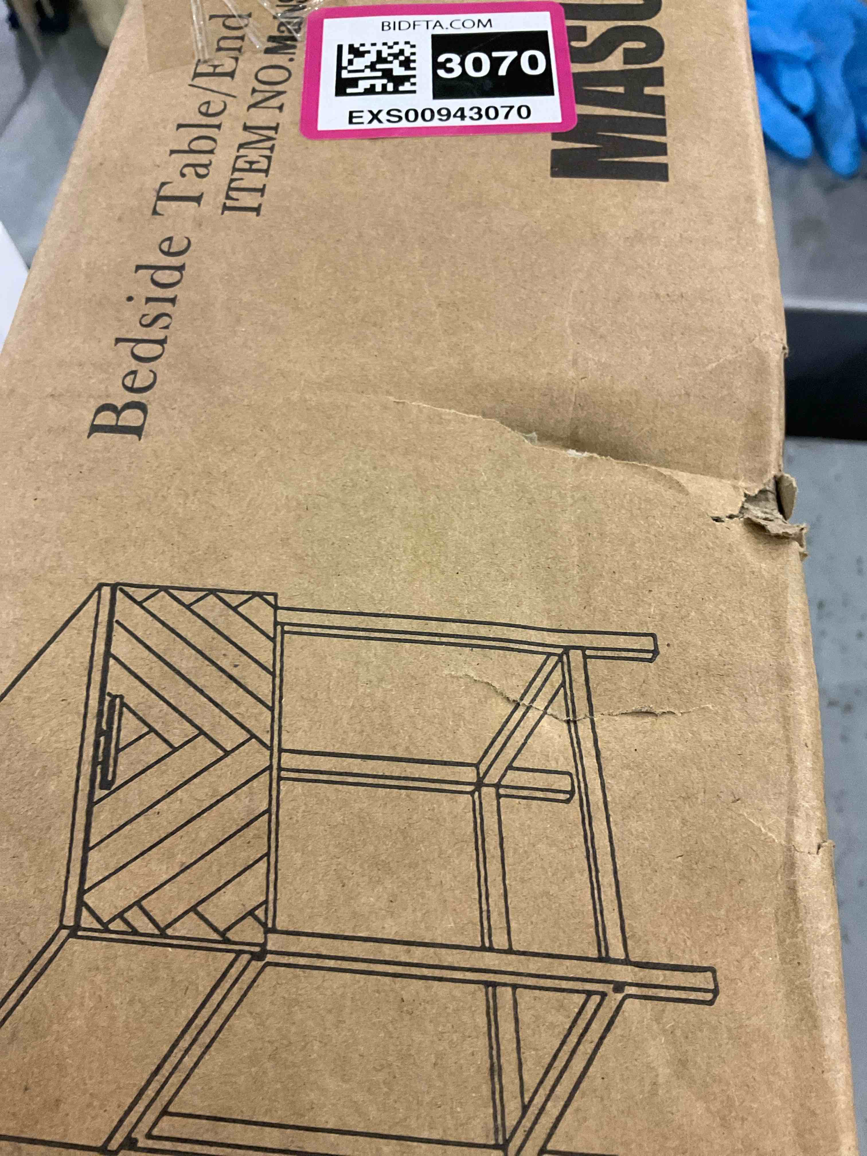https://s3.amazonaws.com/lotting-images-prod/bidfta/EXS00943070_1702991919189.jpeg